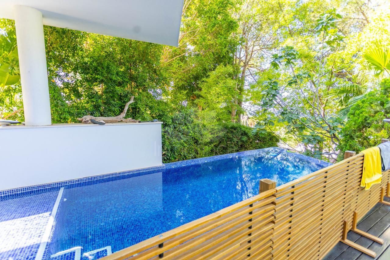 Villa Pareada en Meisho Hills, Marbella