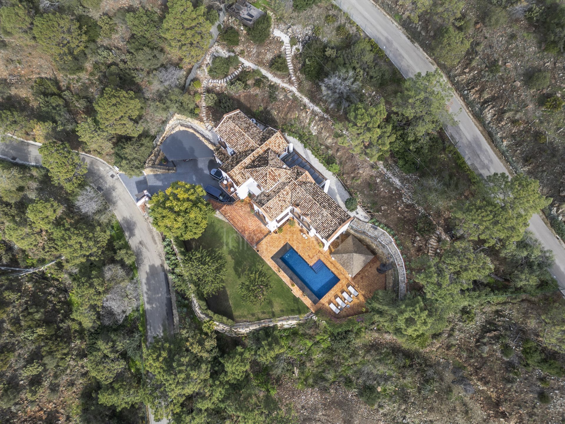 Villa in El Madroñal, Benahavis