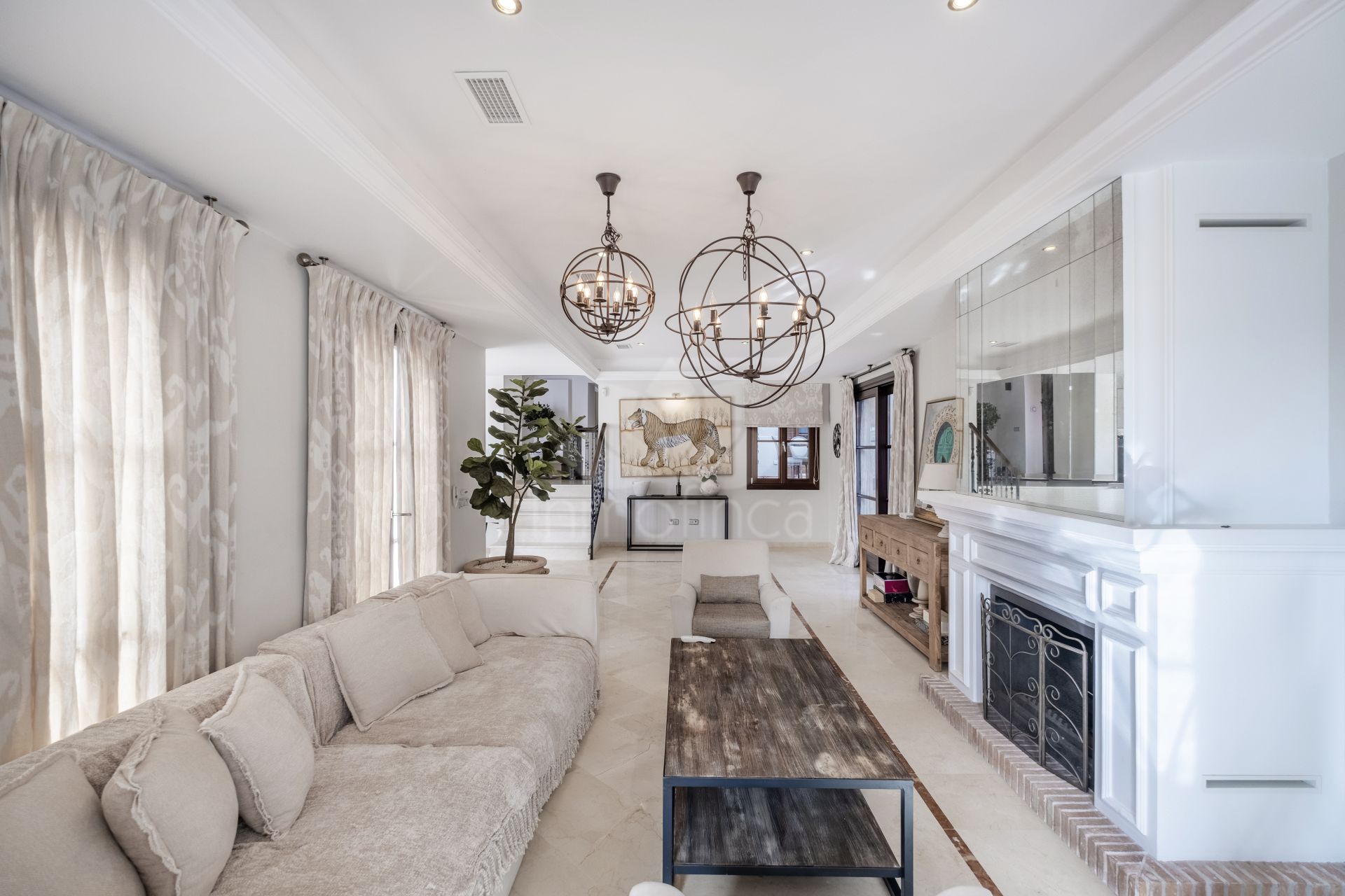 Villa in El Madroñal, Benahavis