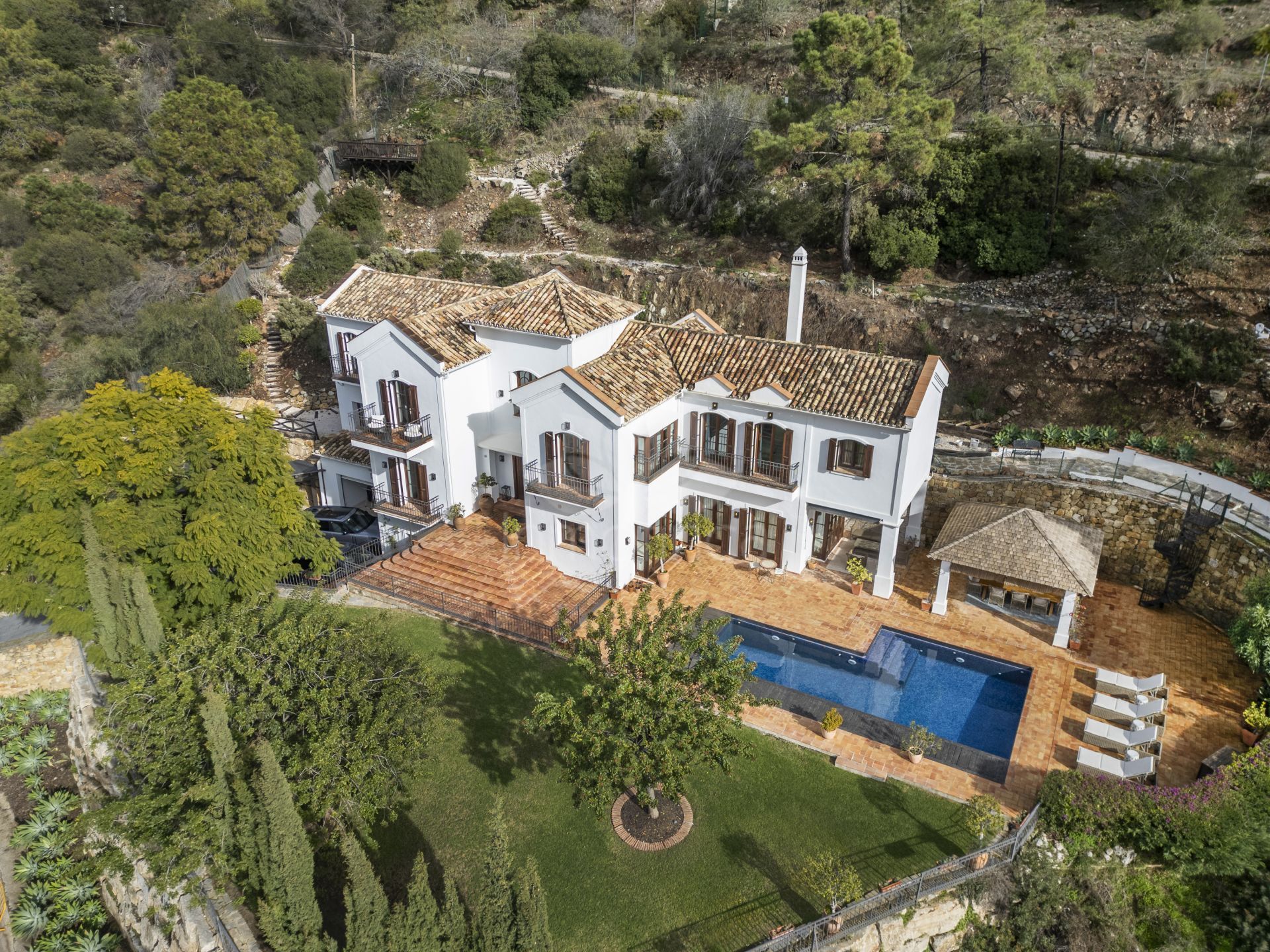 Villa in El Madroñal, Benahavis