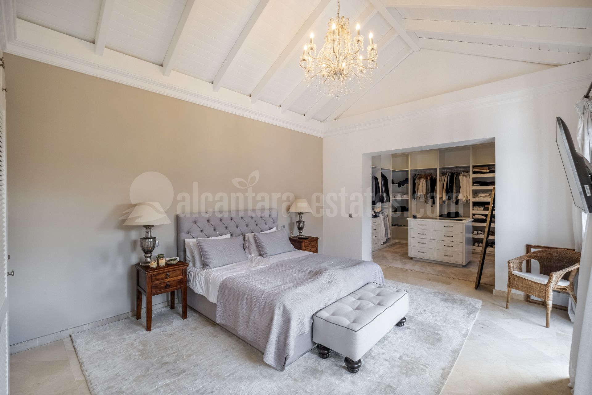 Villa in El Madroñal, Benahavis