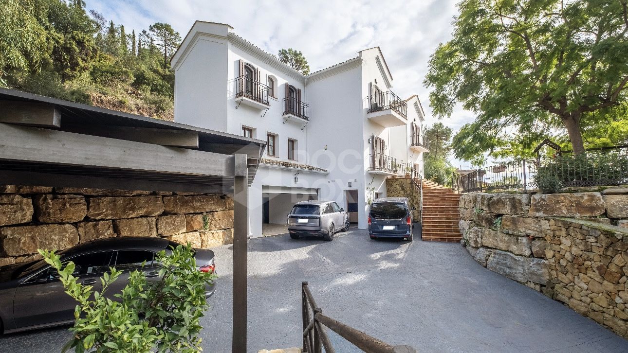 Timeless Luxury Villa in El Madroñal