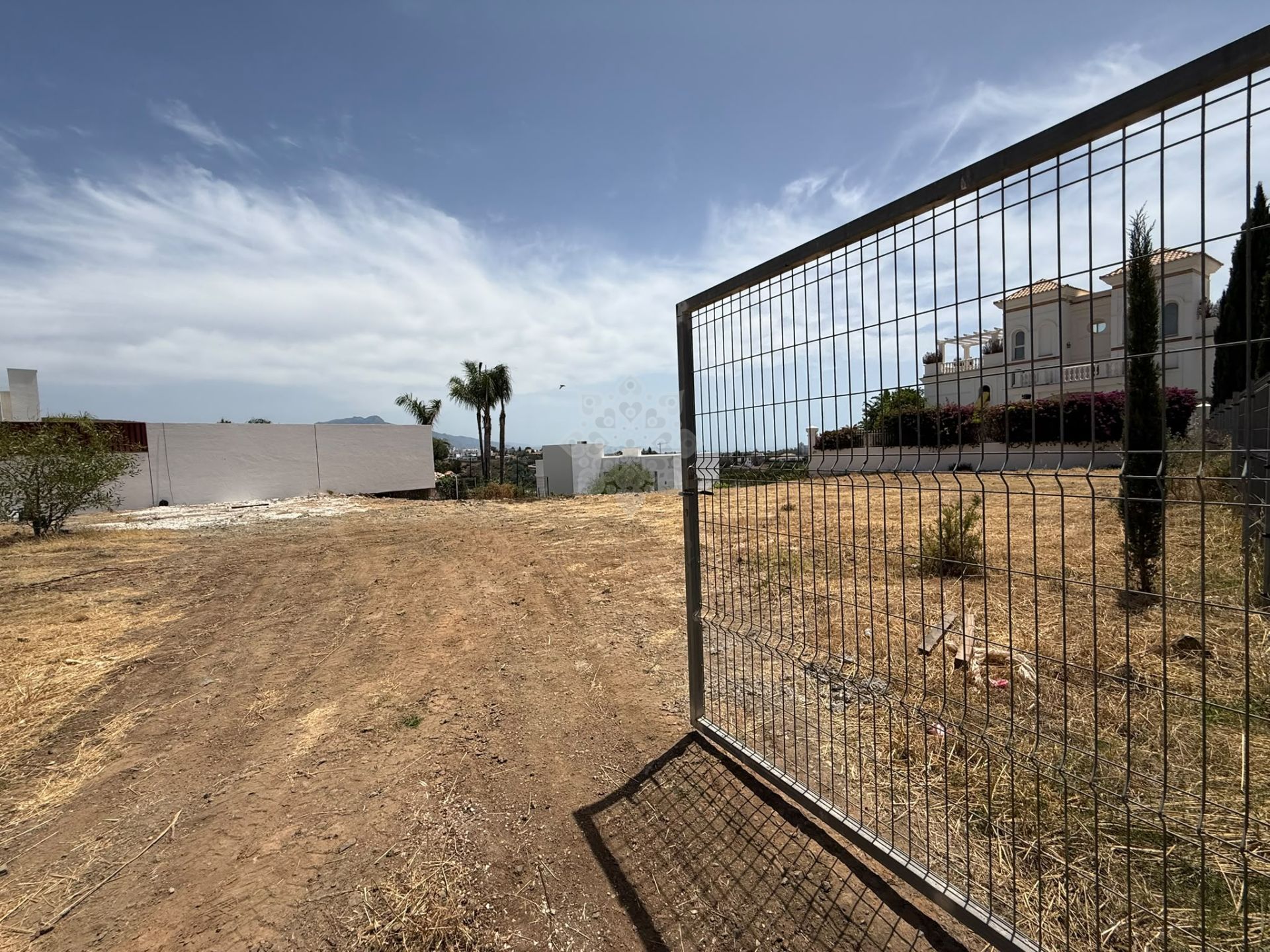 Plot in Los Flamingos Golf, Benahavis