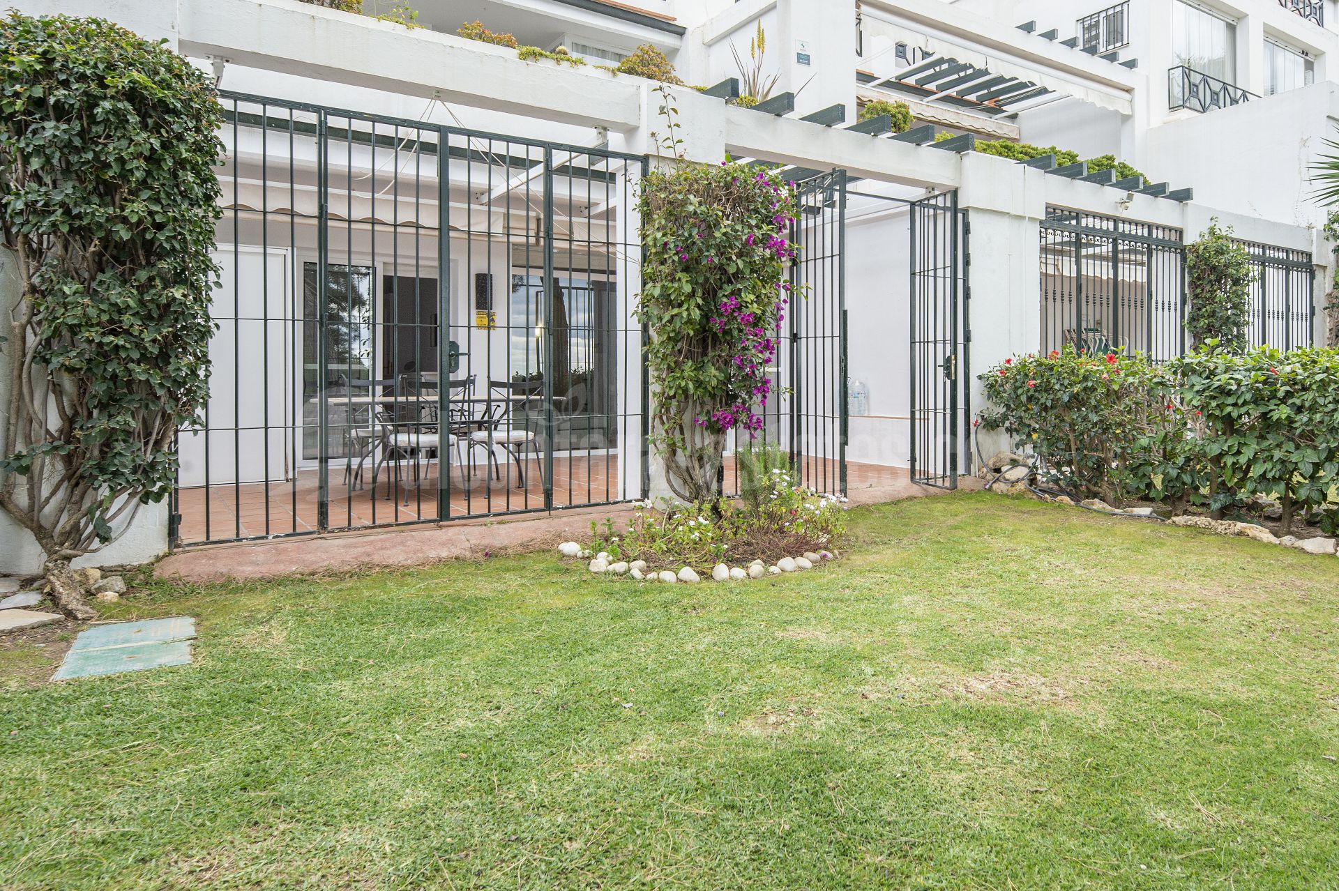 Apartamento en Terrazas de la Quinta, Benahavis