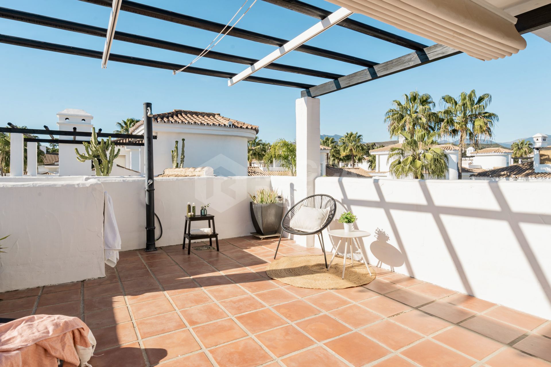 The perfect holiday home - 3 bedroom penthouse in a great location!