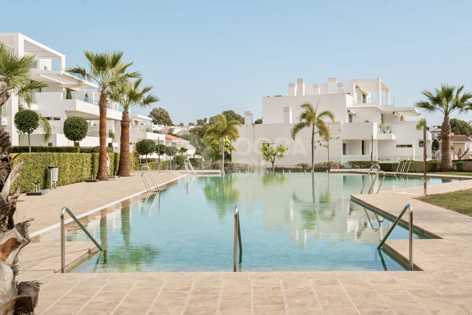 Beautiful exclusive apartment in Cortijo del Golf - El Paraiso