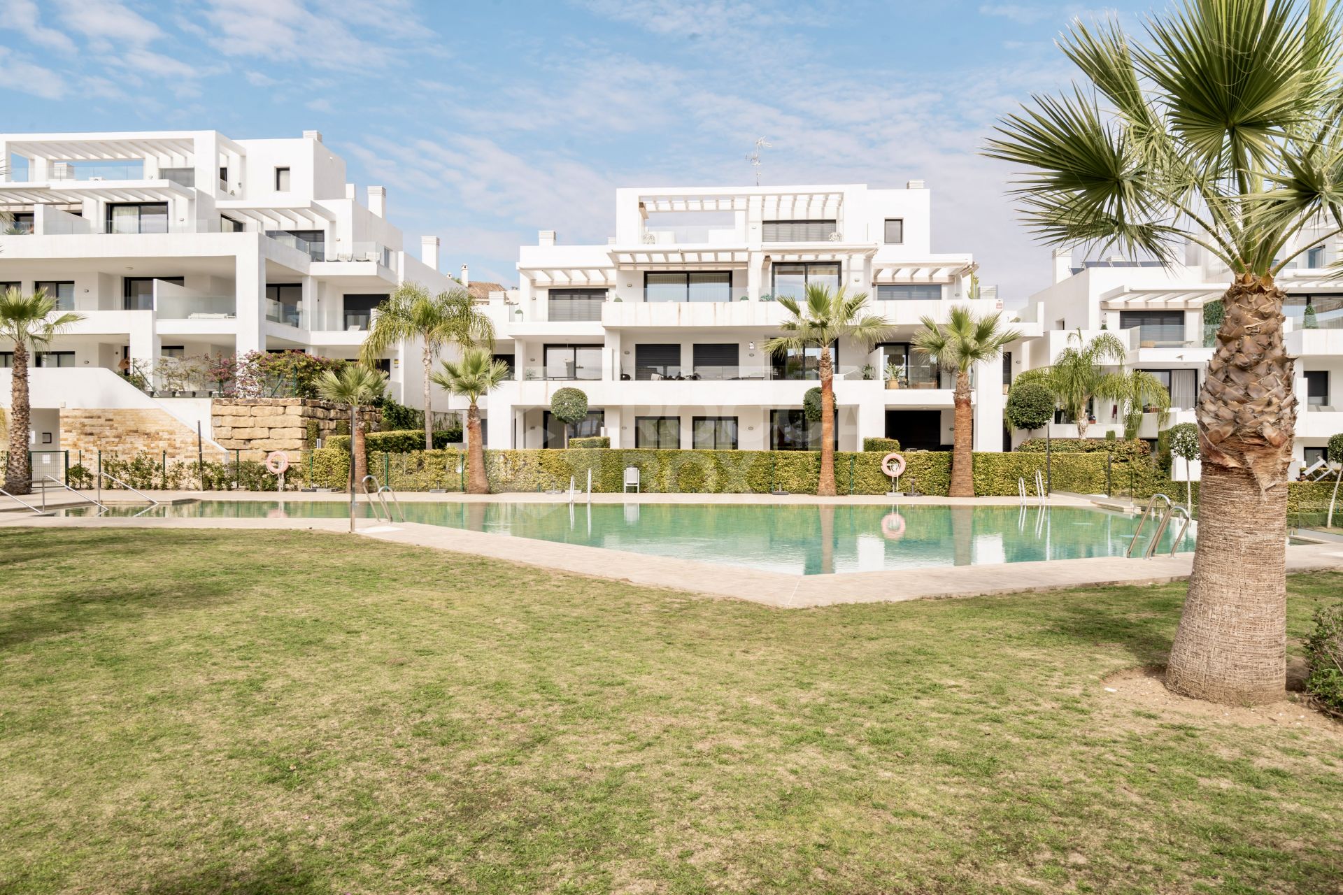 Beautiful exclusive apartment in Cortijo del Golf - El Paraiso