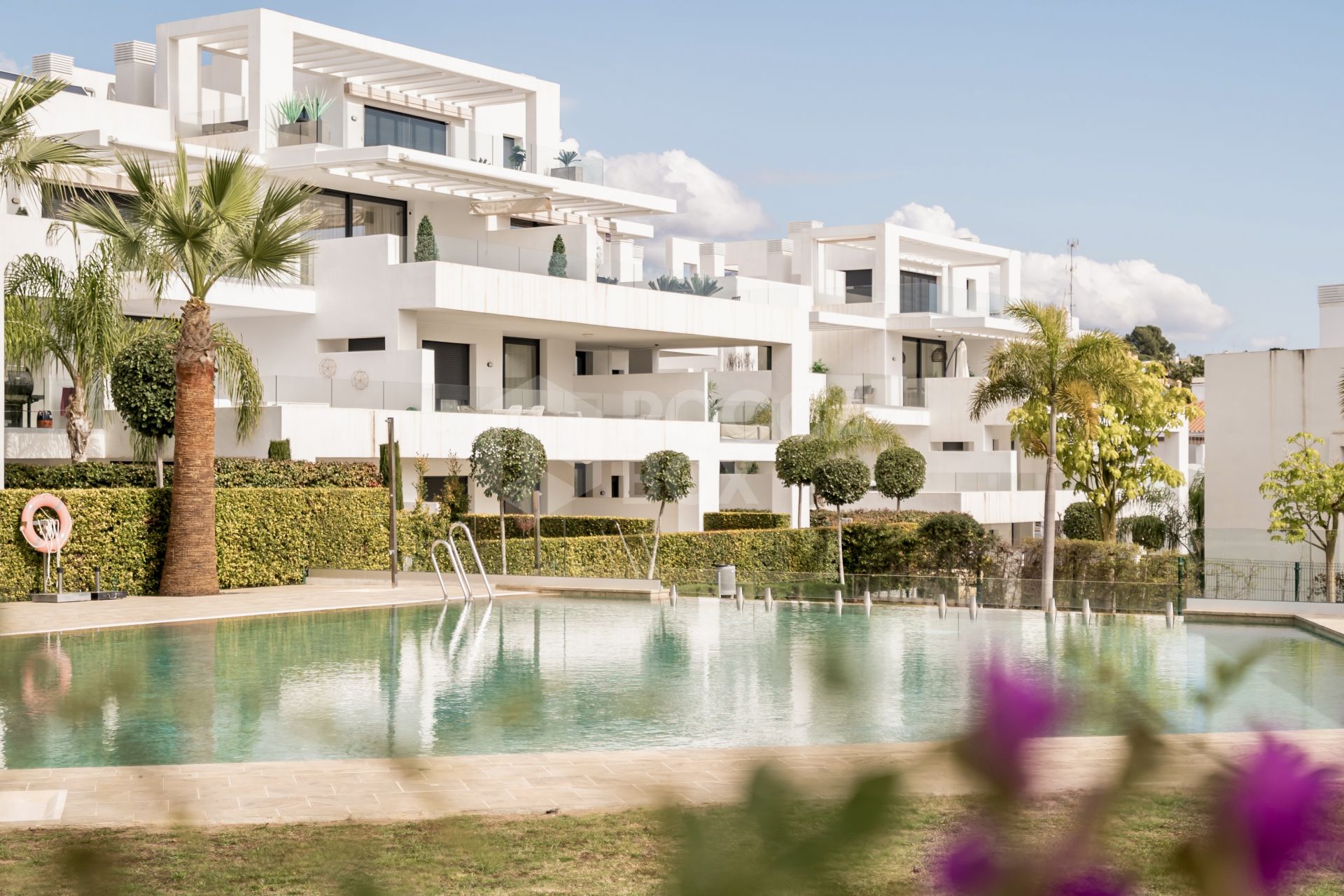 Beautiful exclusive apartment in Cortijo del Golf - El Paraiso