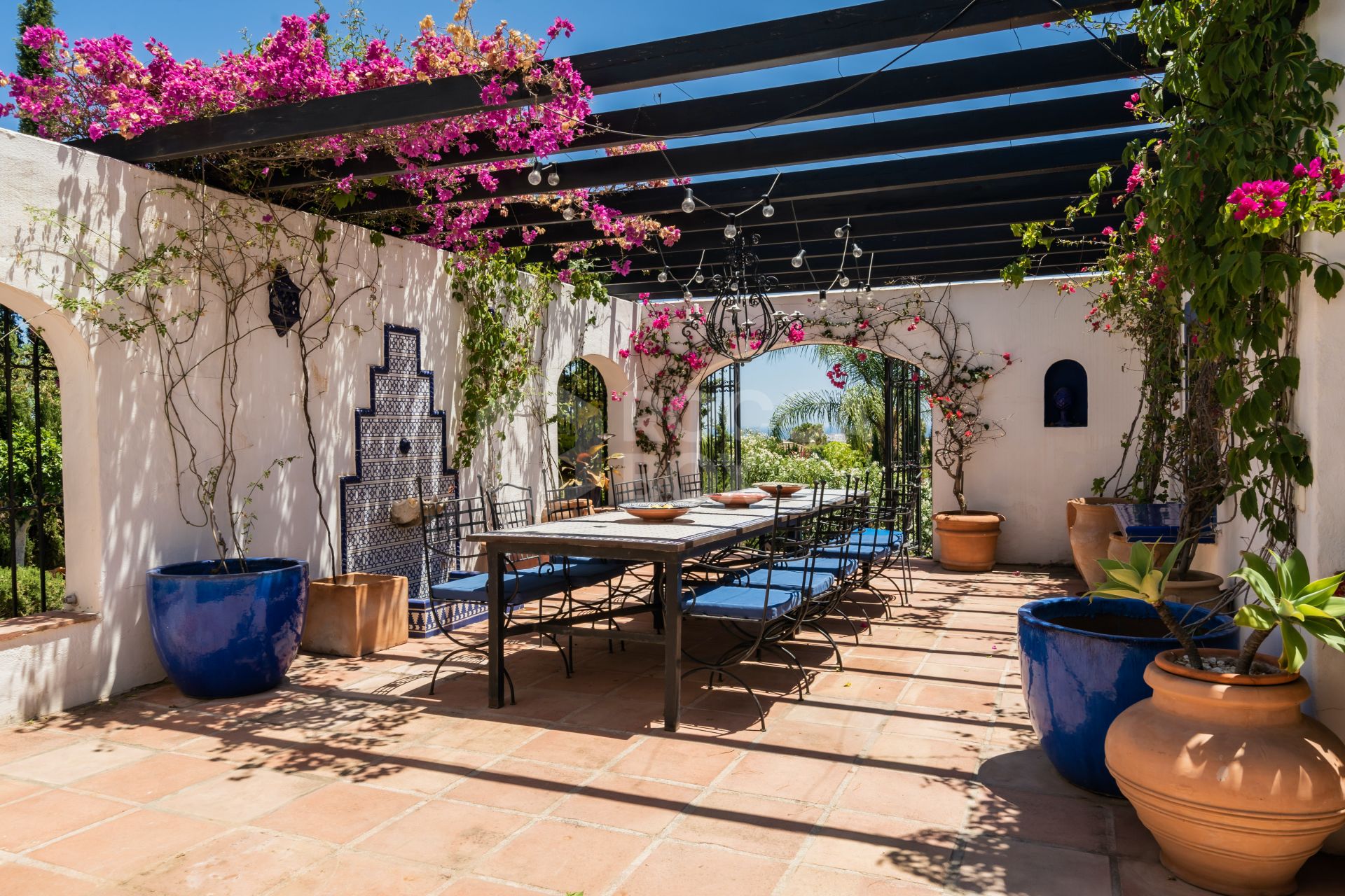 Moroccan style villa with panoramic views!