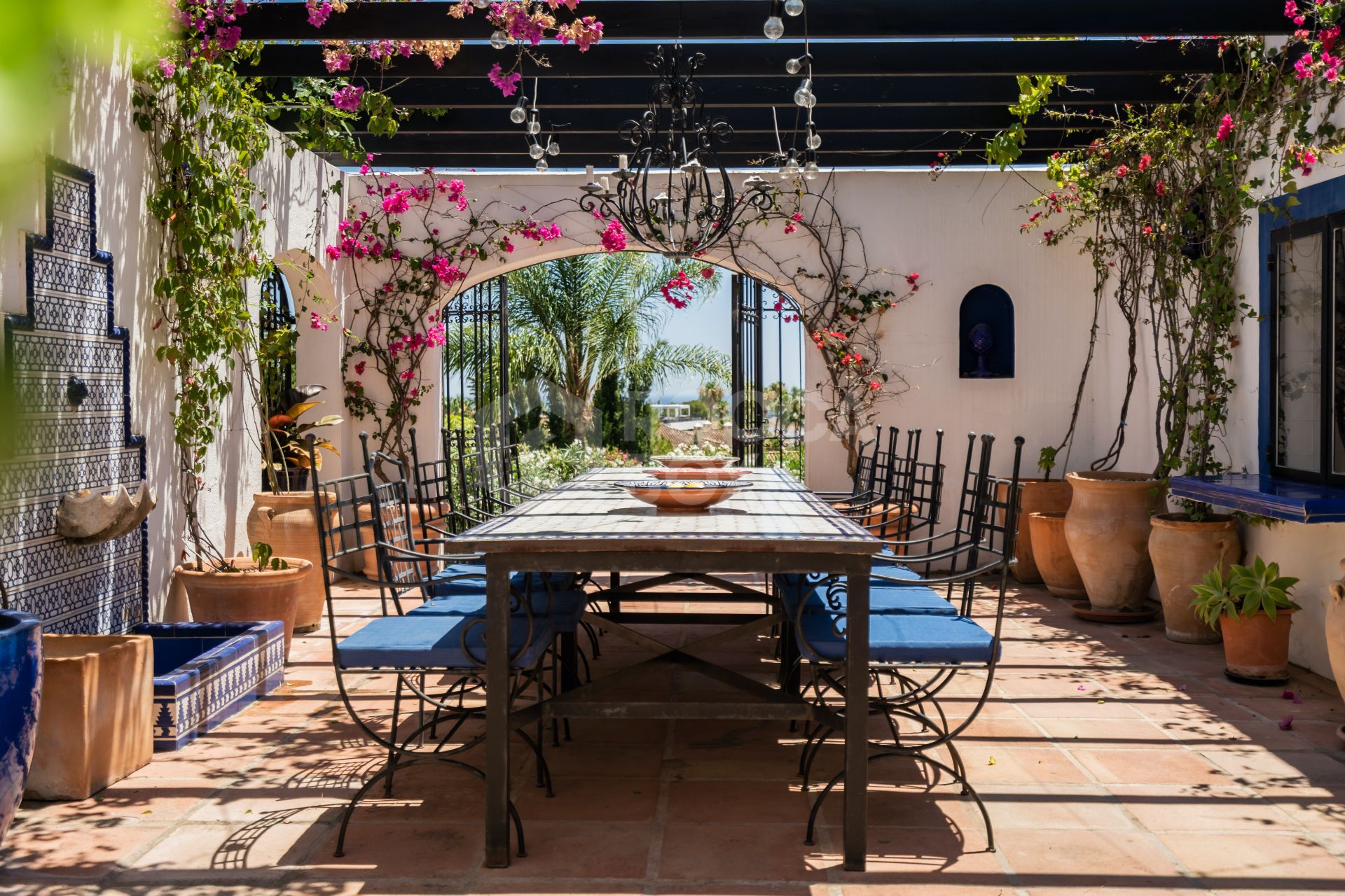 Moroccan style villa with panoramic views!