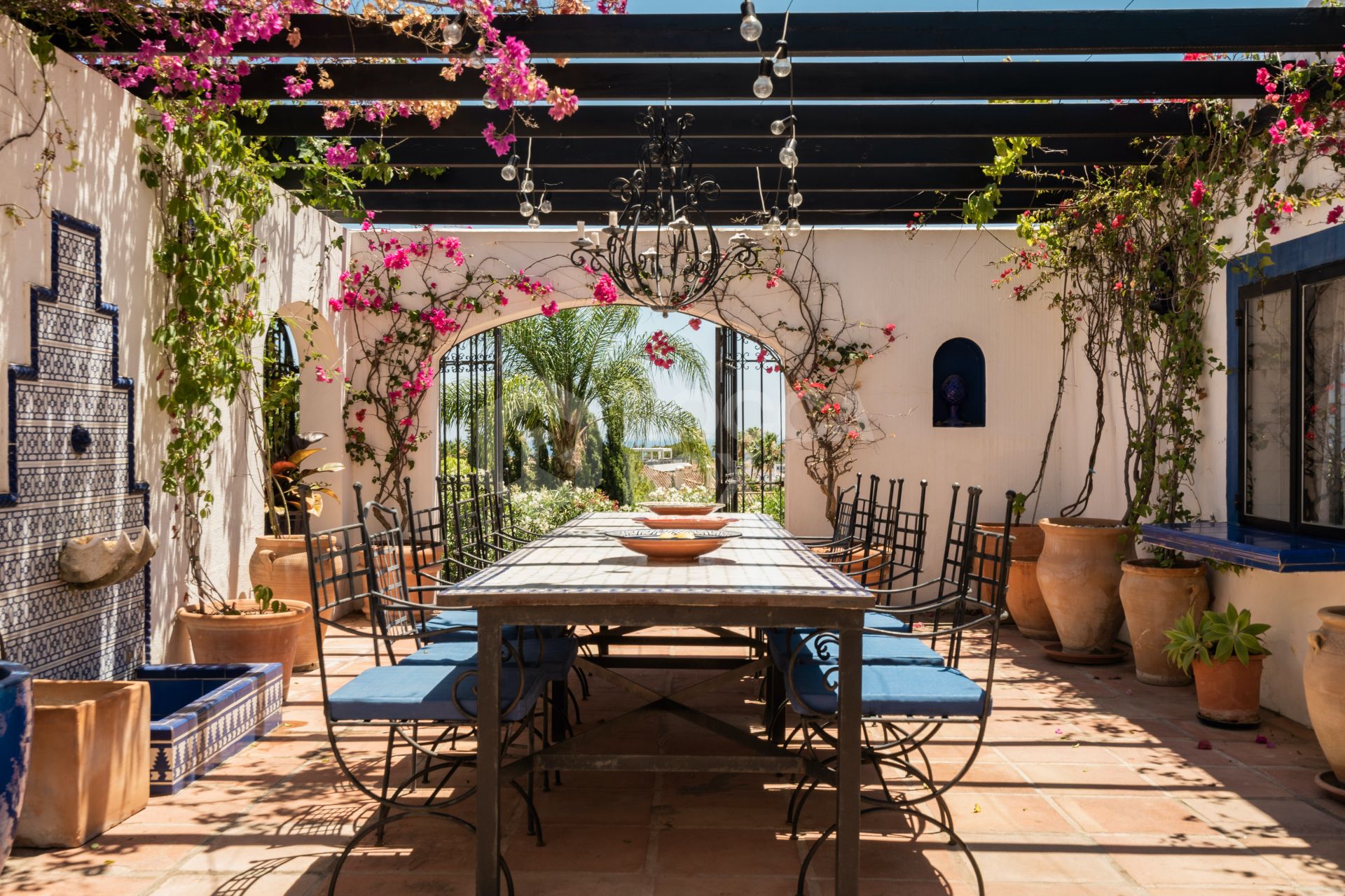 Moroccan style villa with panoramic views!