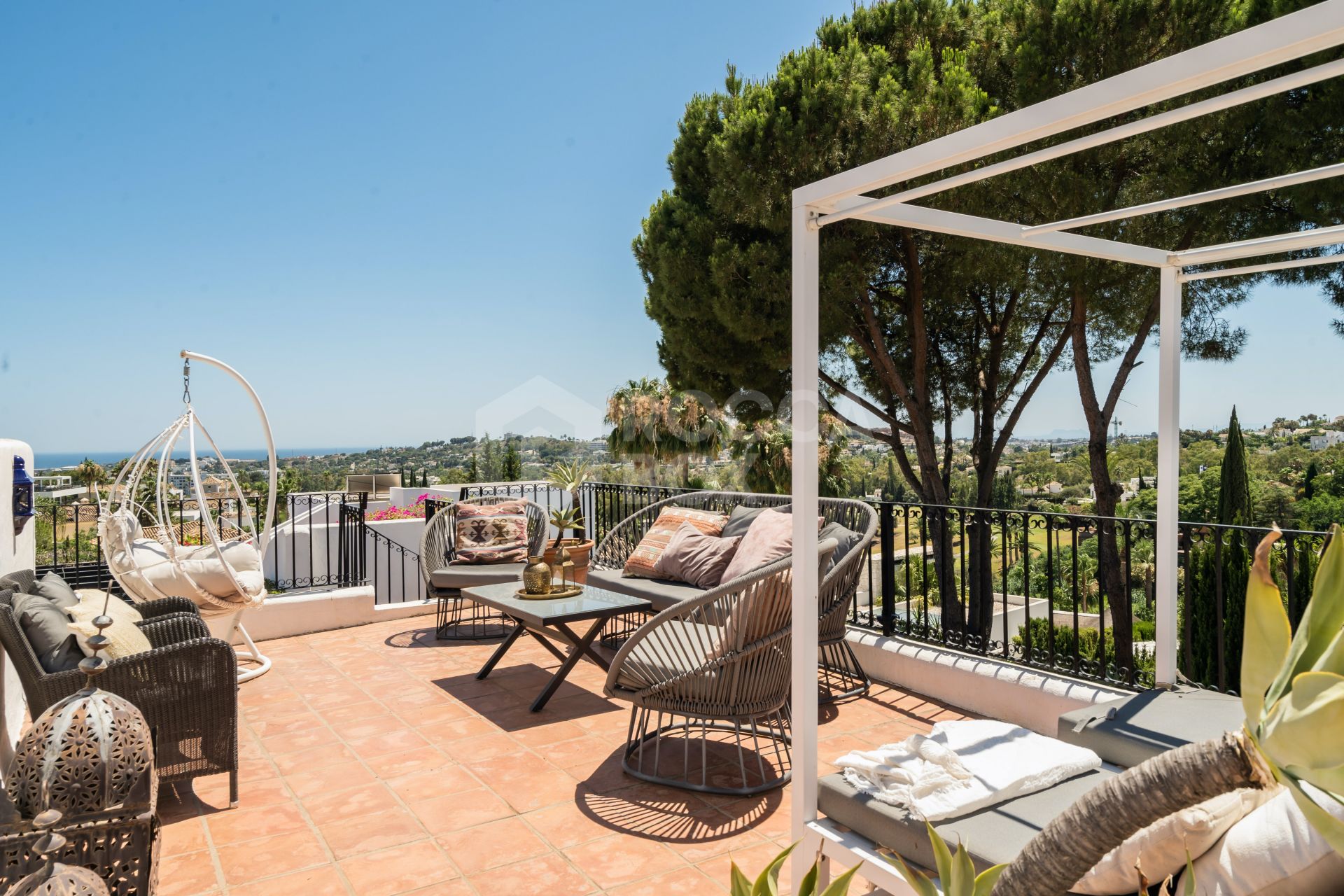 Moroccan style villa with panoramic views!