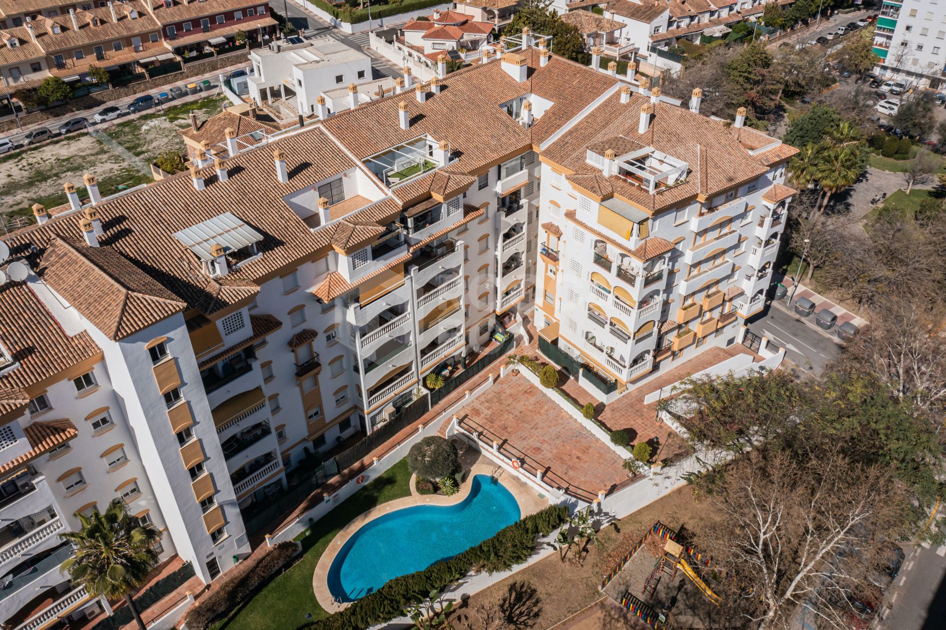 Spacious duplex Penthouse in the heart of San Pedro!