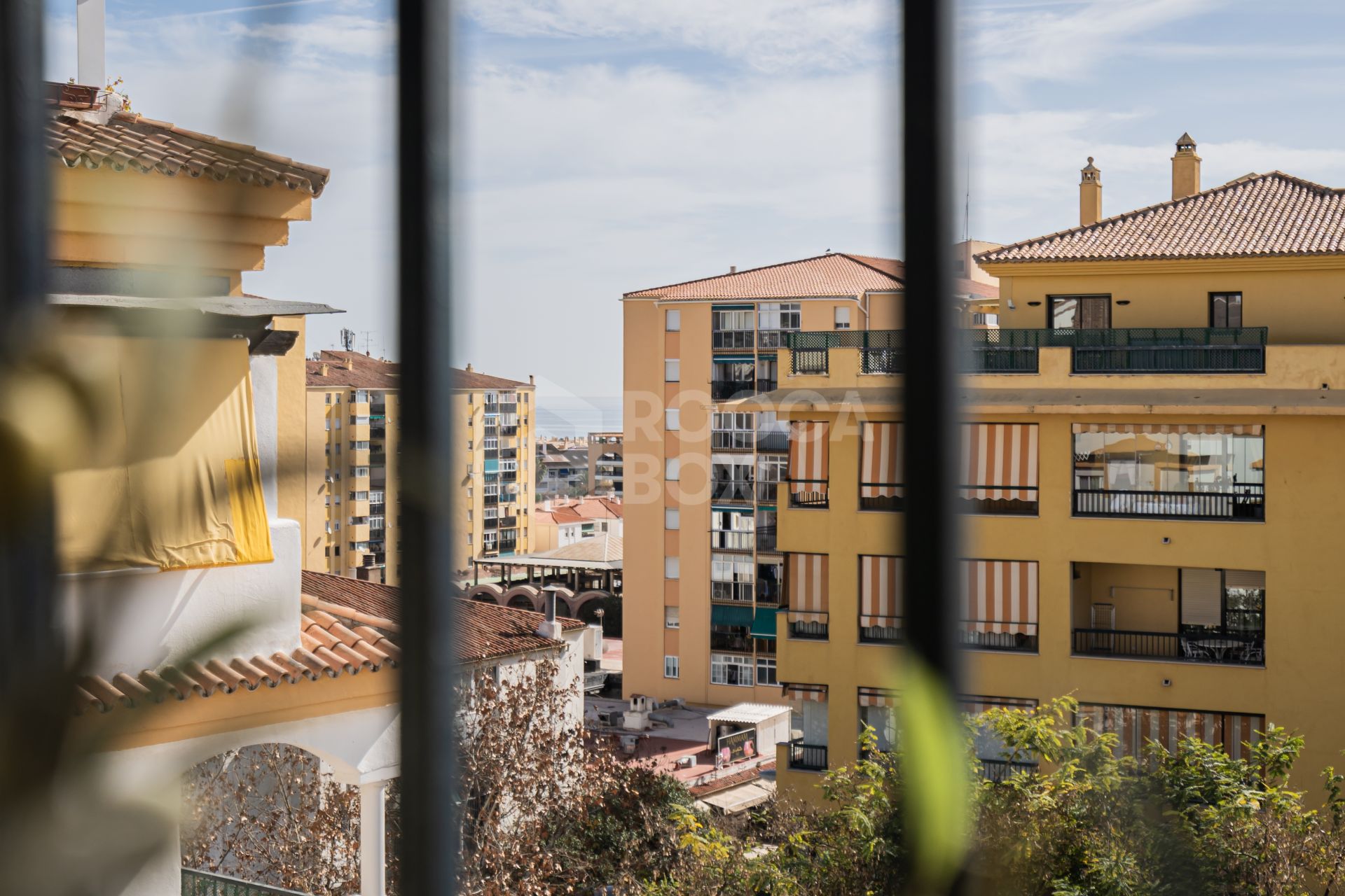 Spacious duplex Penthouse in the heart of San Pedro!