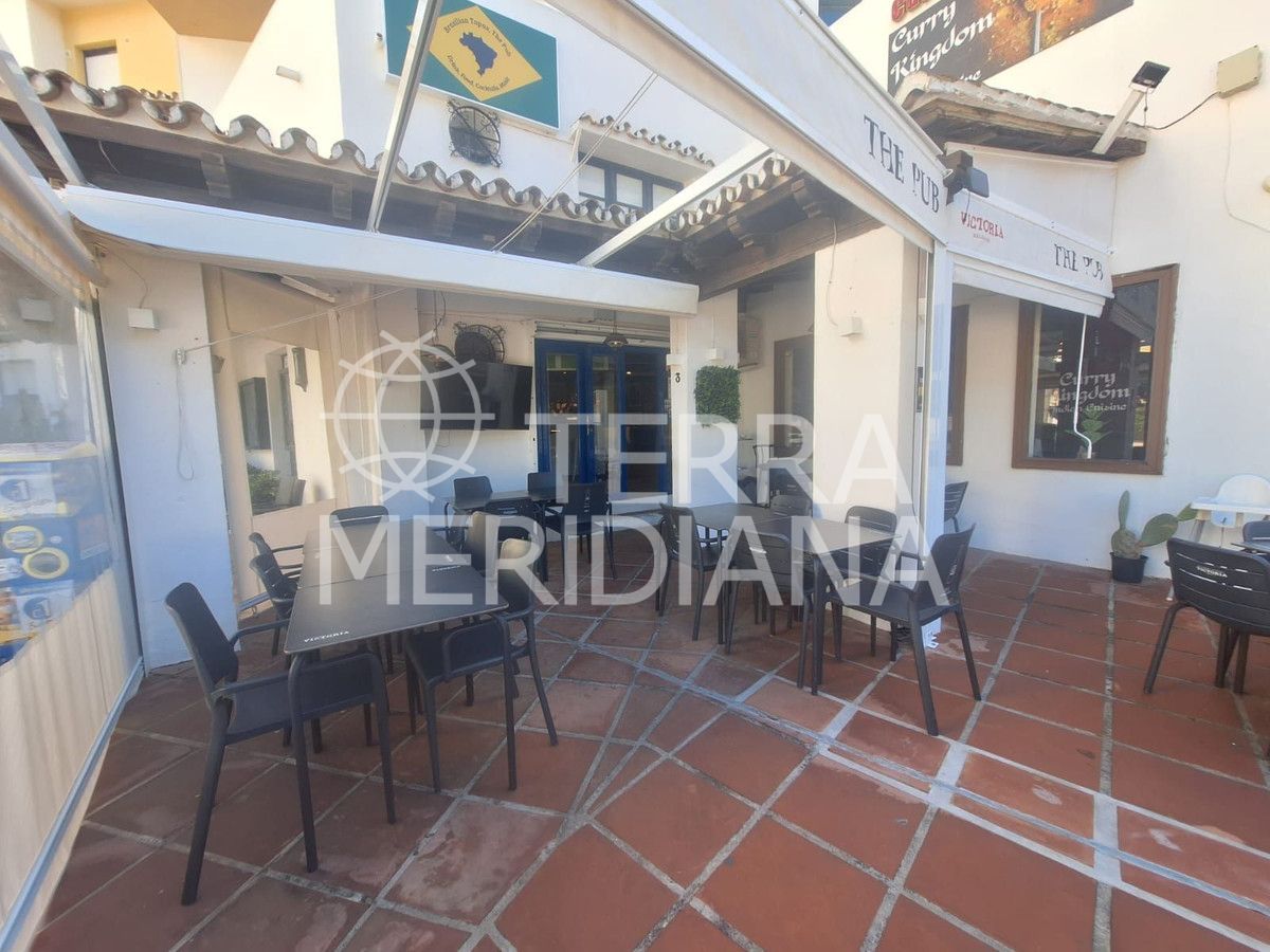Commercial Premises in Puerto de Cabopino, Marbella