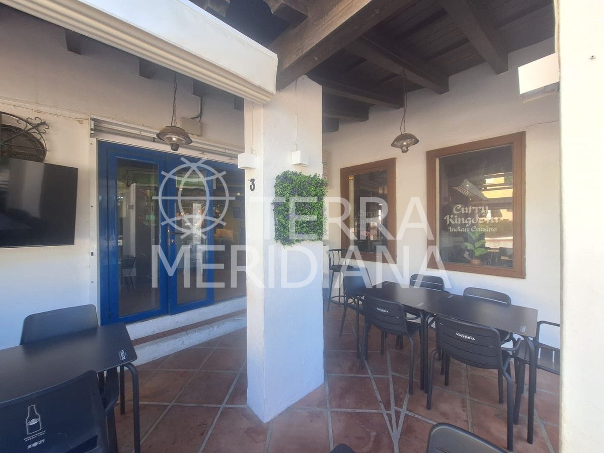 Commercial Premises in Puerto de Cabopino, Marbella