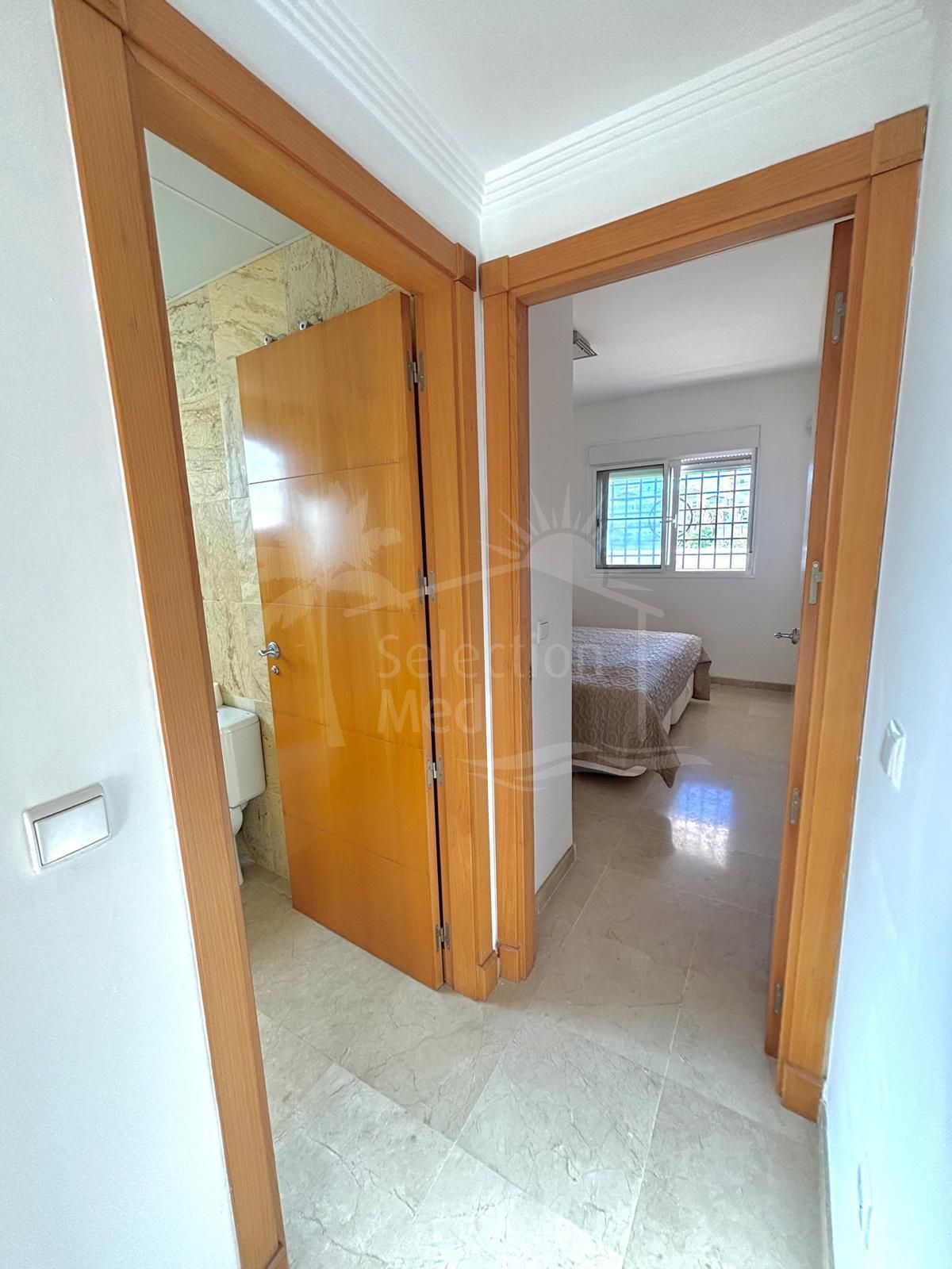 Spectaculaire appartement 2 chambres avec terrasse de 100m2 et vue imprenable sur la montagne