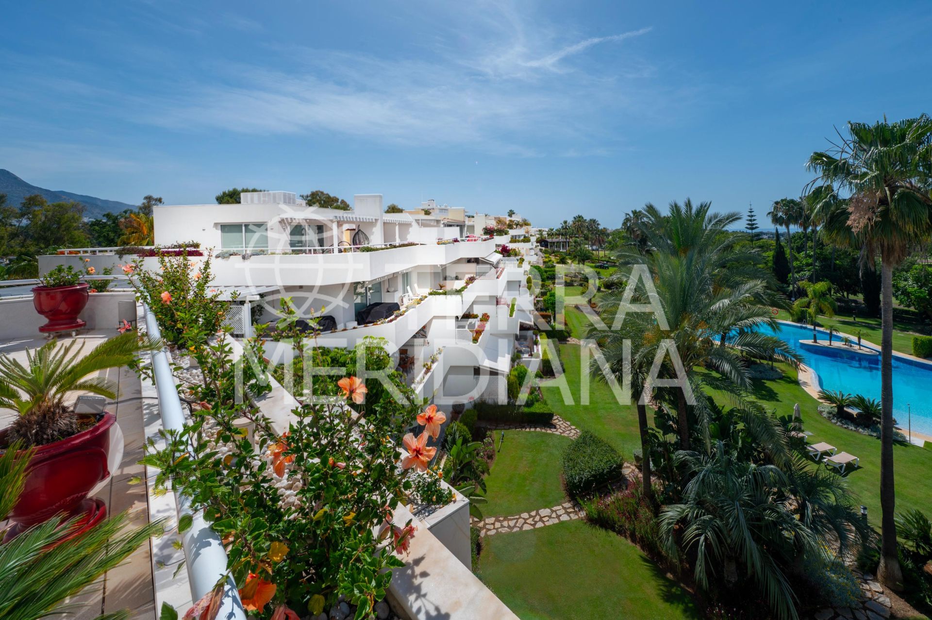 Duplex Penthouse in Los Granados Golf, Marbella