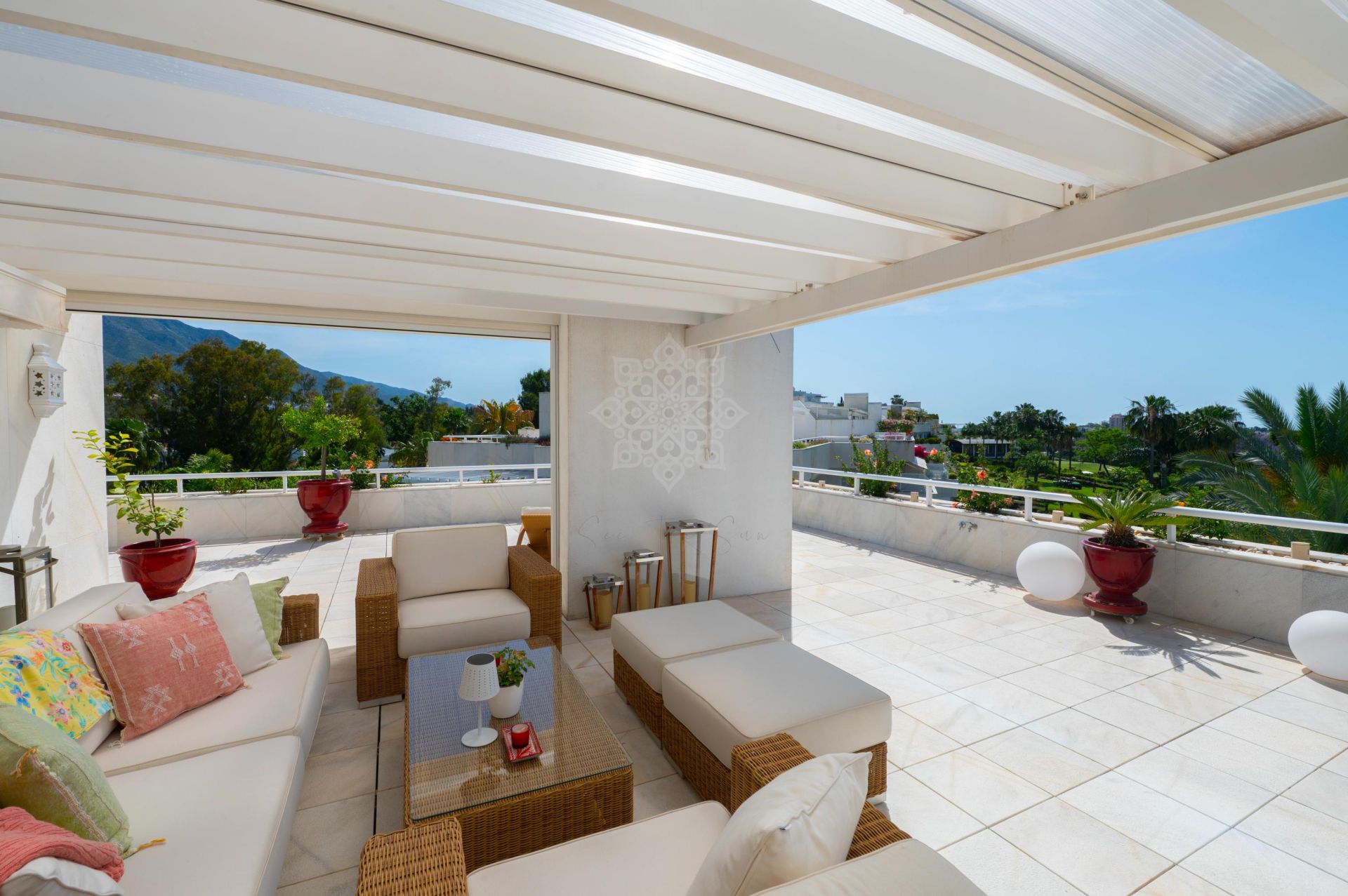 Duplex Penthouse in Los Granados Golf, Marbella