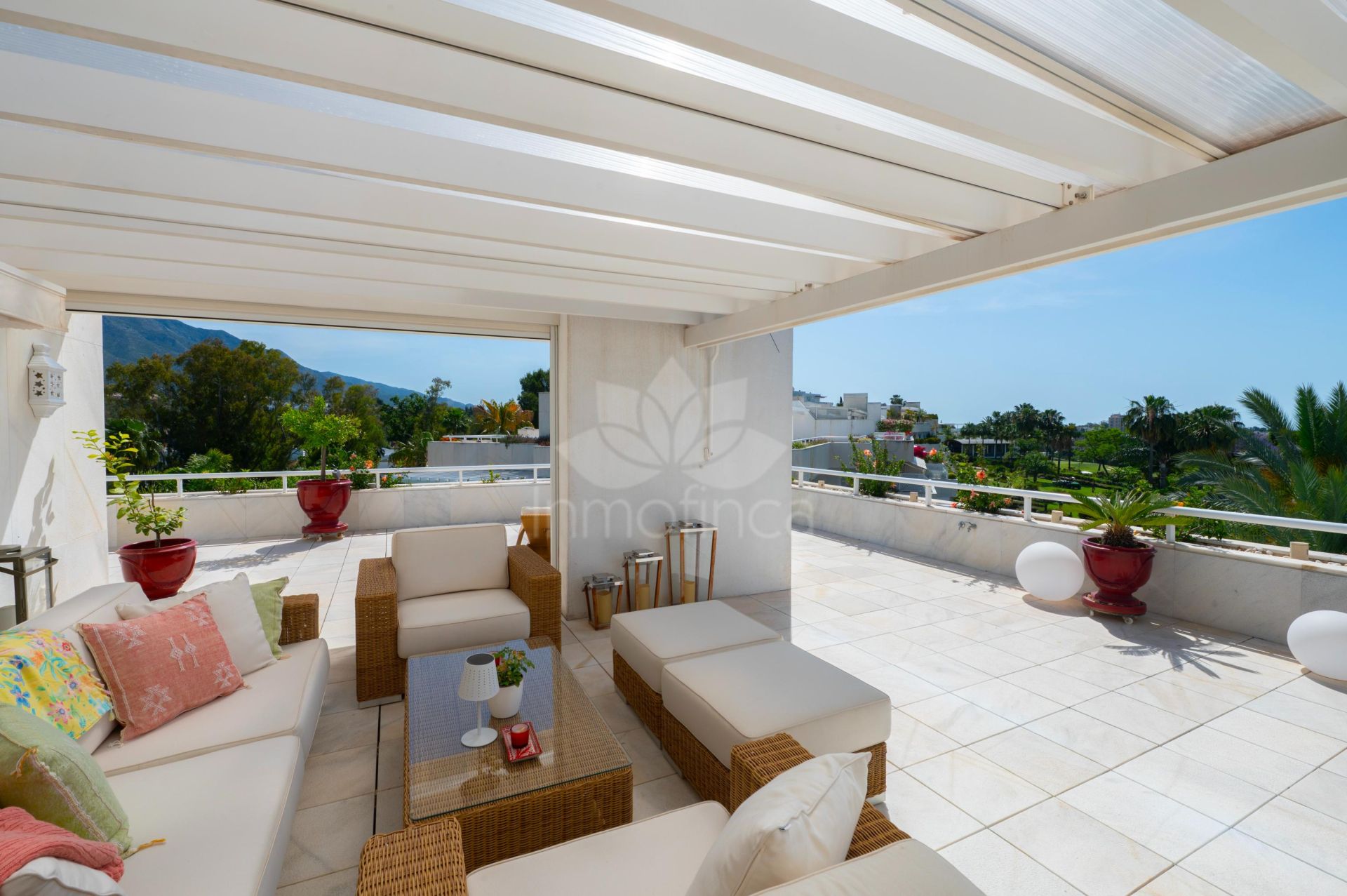 Duplex Penthouse in Los Granados Golf, Marbella
