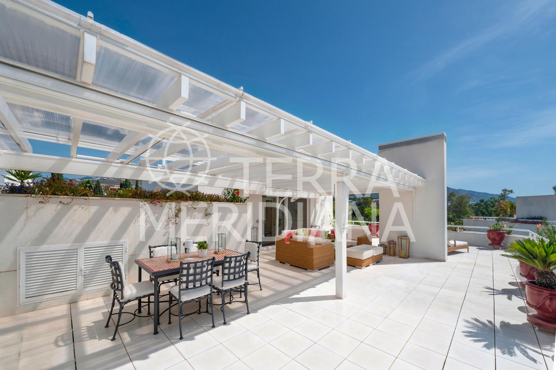 Duplex Penthouse in Los Granados Golf, Marbella