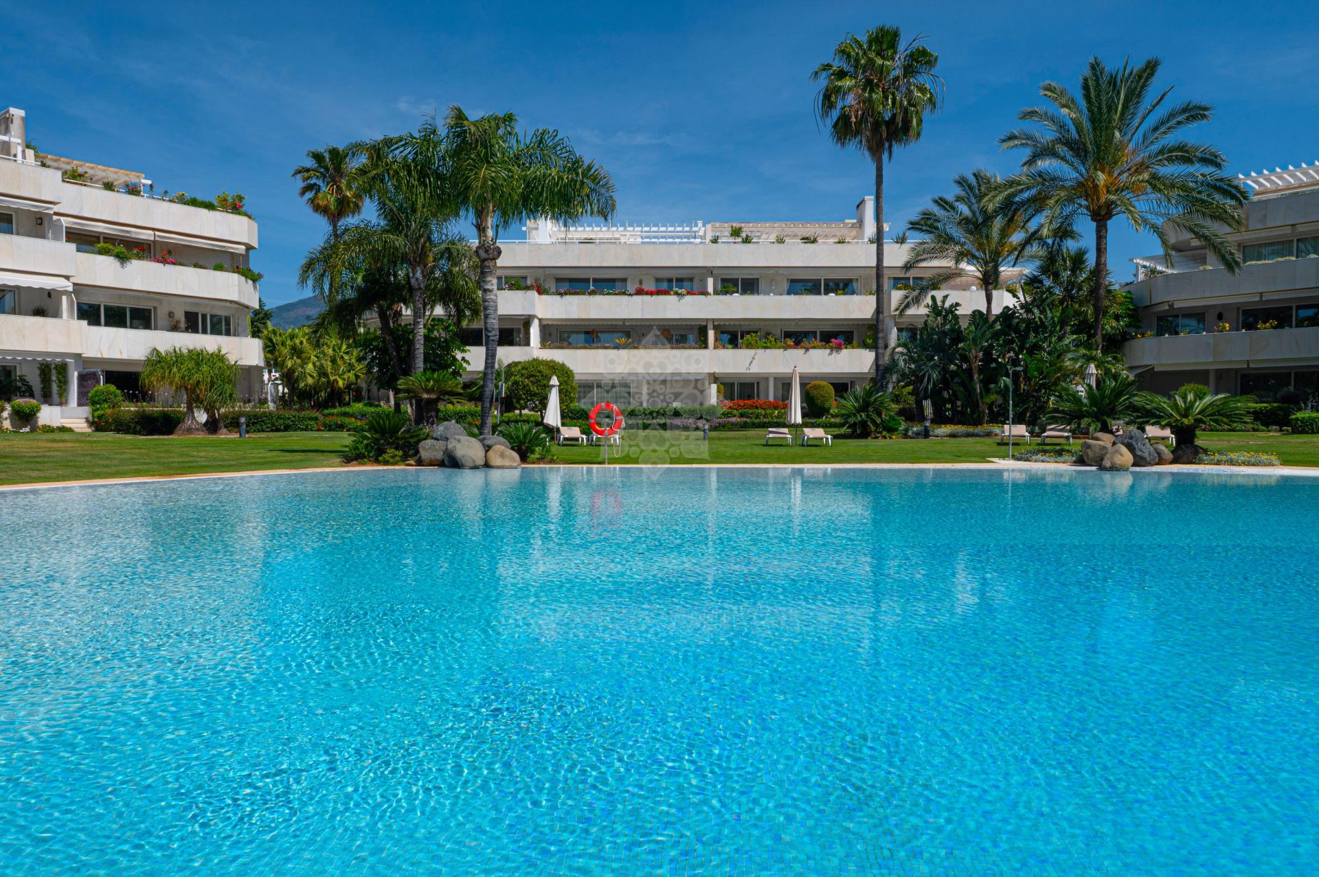 Duplex Penthouse in Los Granados Golf, Marbella