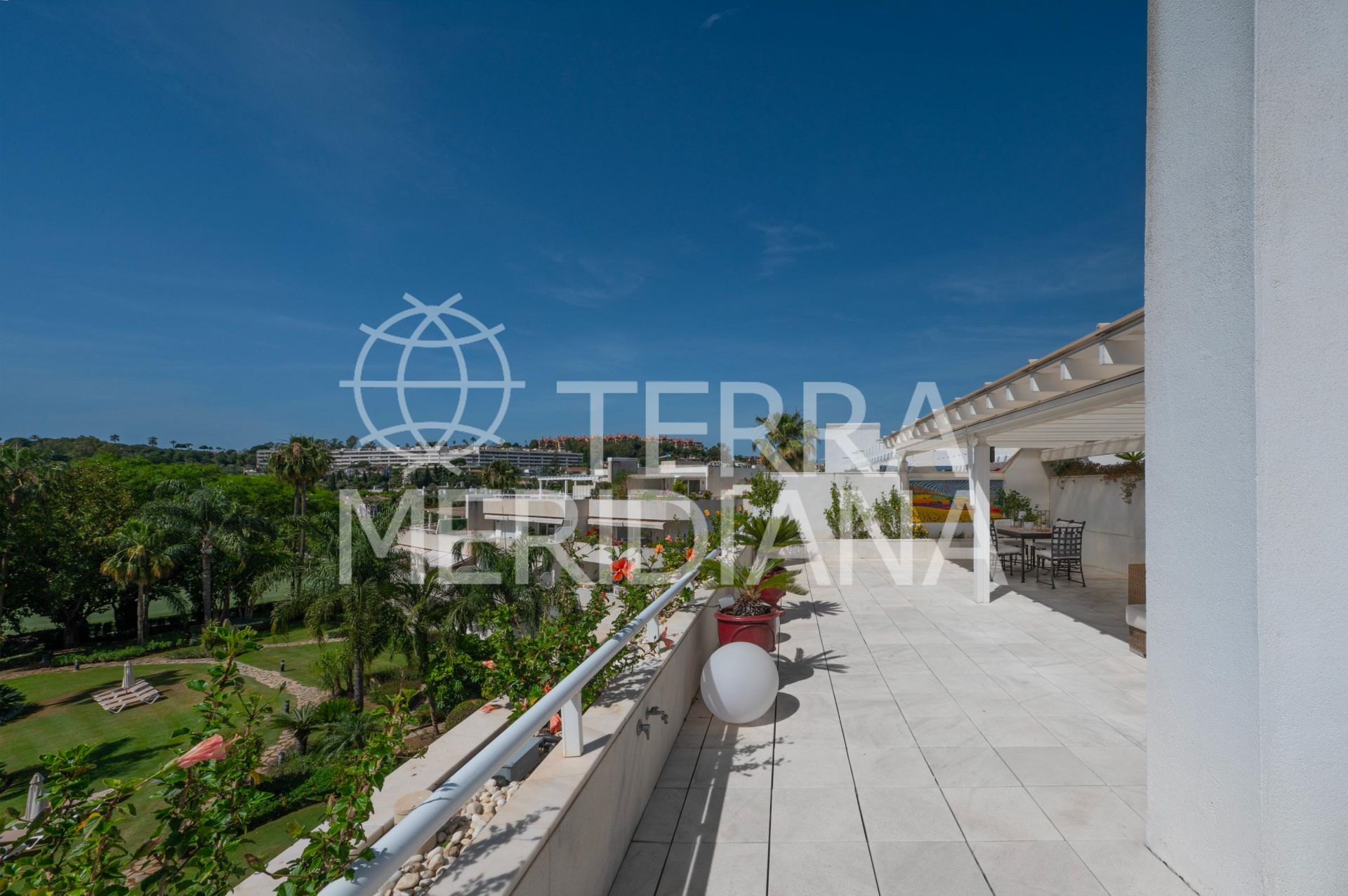 Duplex Penthouse in Los Granados Golf, Marbella