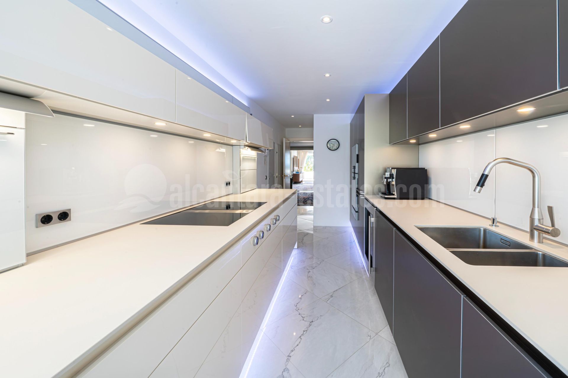Duplex Penthouse in Los Granados Golf, Marbella