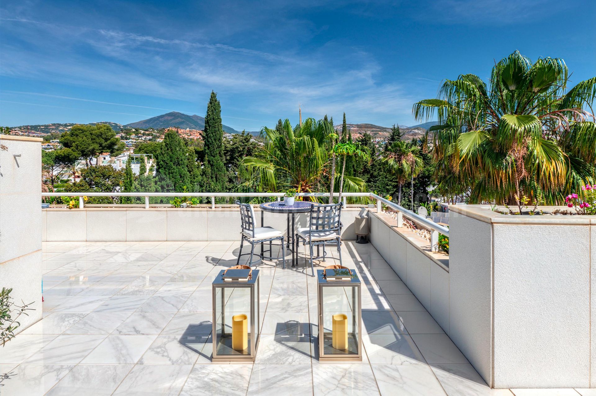 Duplex Penthouse in Los Granados Golf, Marbella
