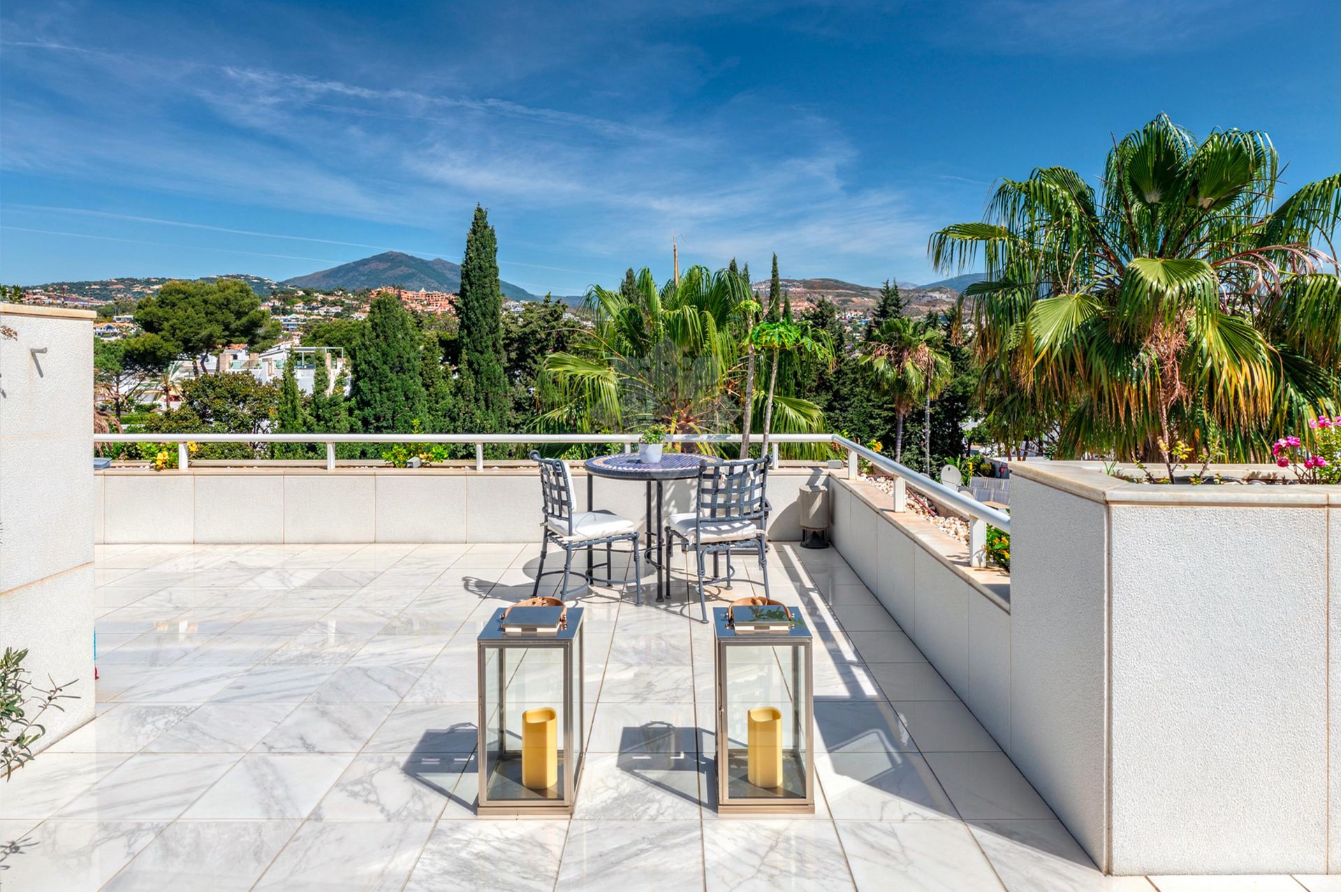 Duplex Penthouse in Los Granados Golf, Marbella