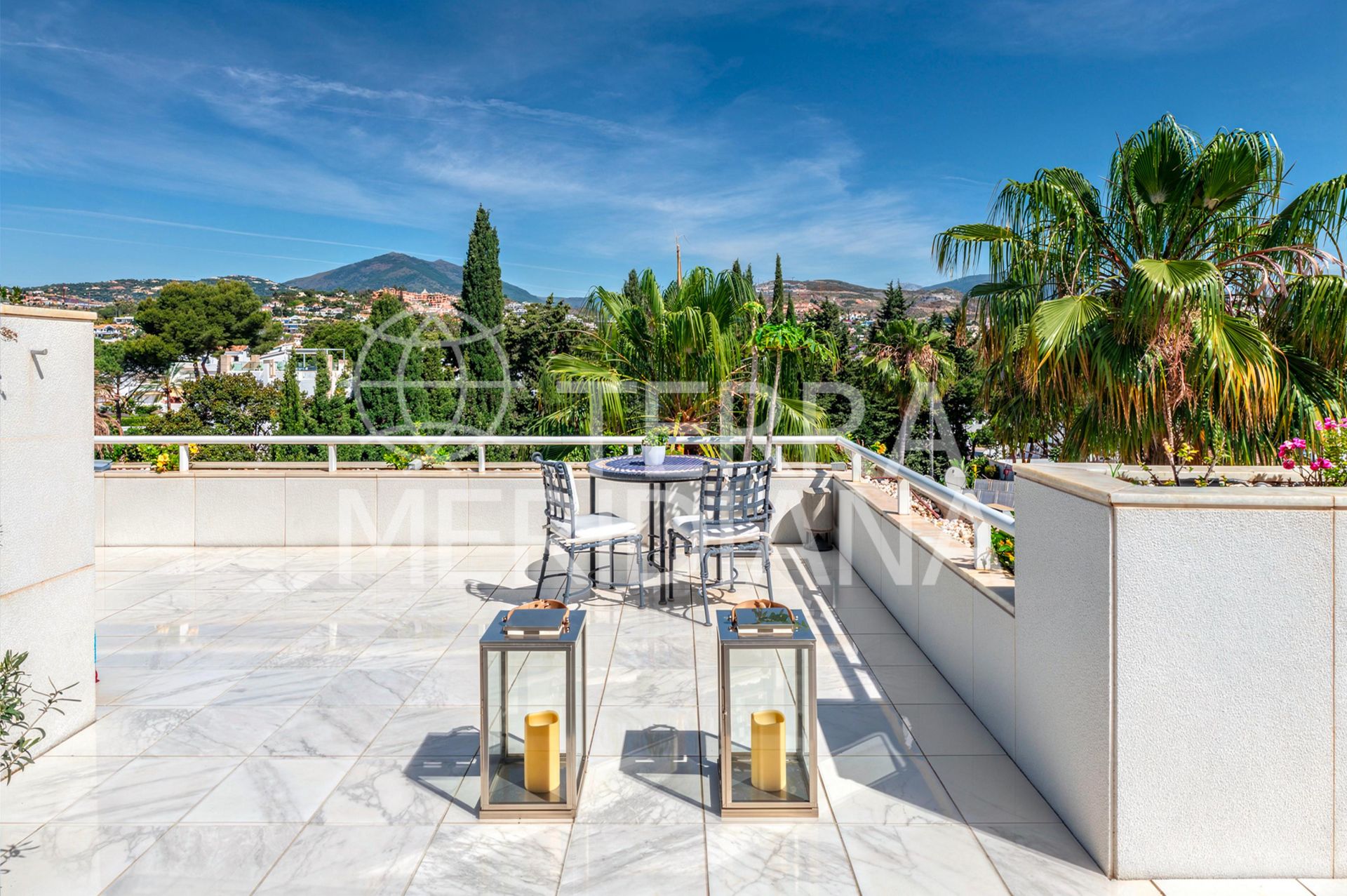 Duplex Penthouse in Los Granados Golf, Marbella