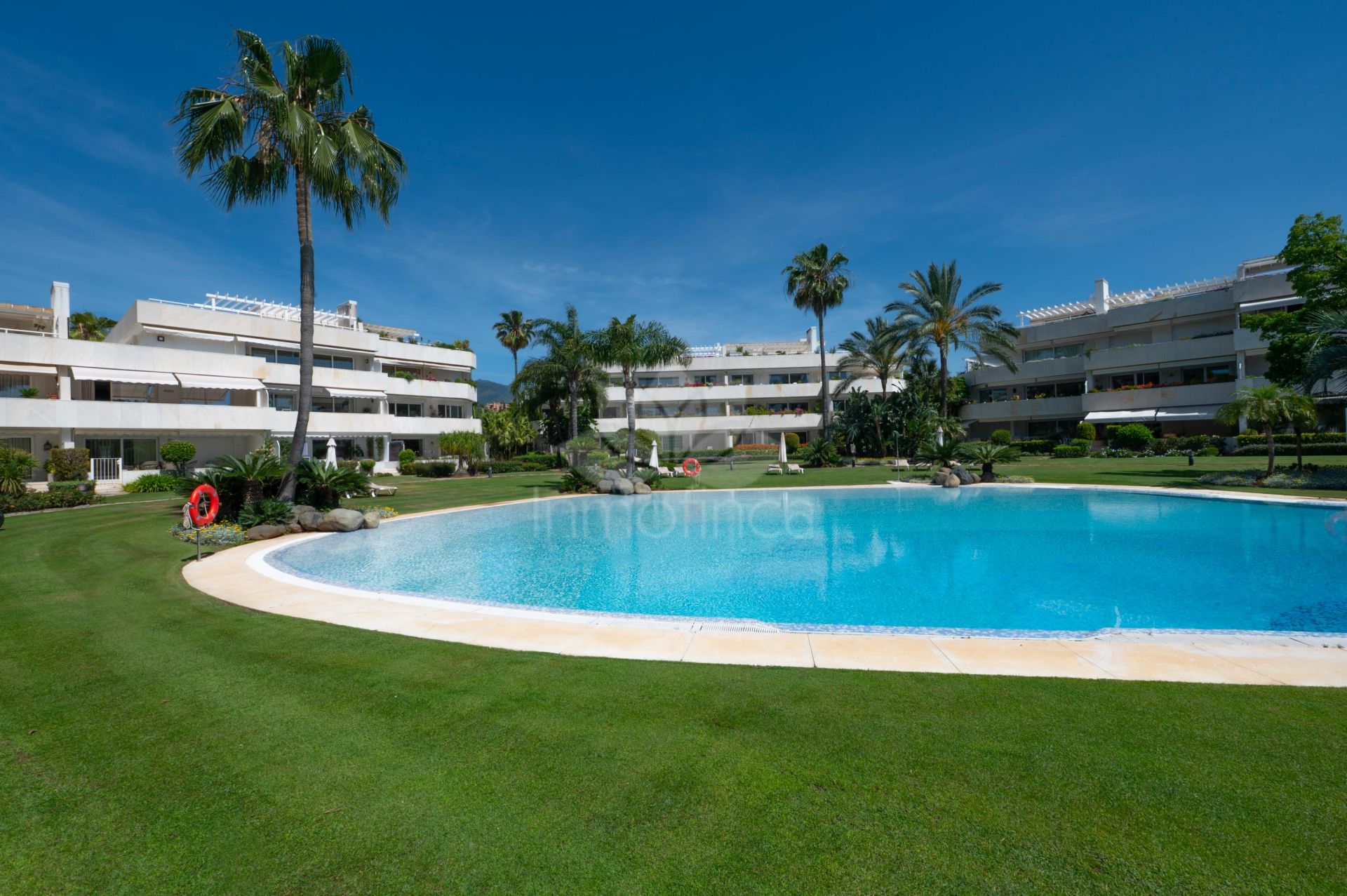 Duplex Penthouse in Los Granados Golf, Marbella