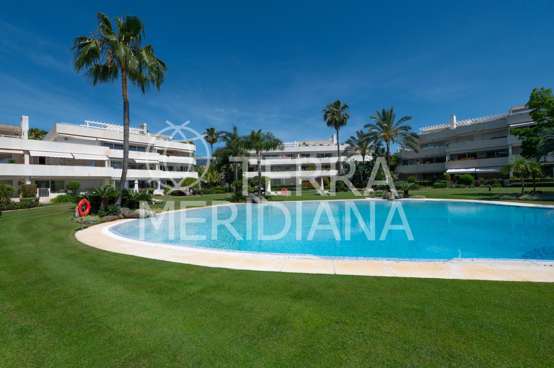 Duplex Penthouse in Los Granados Golf, Marbella