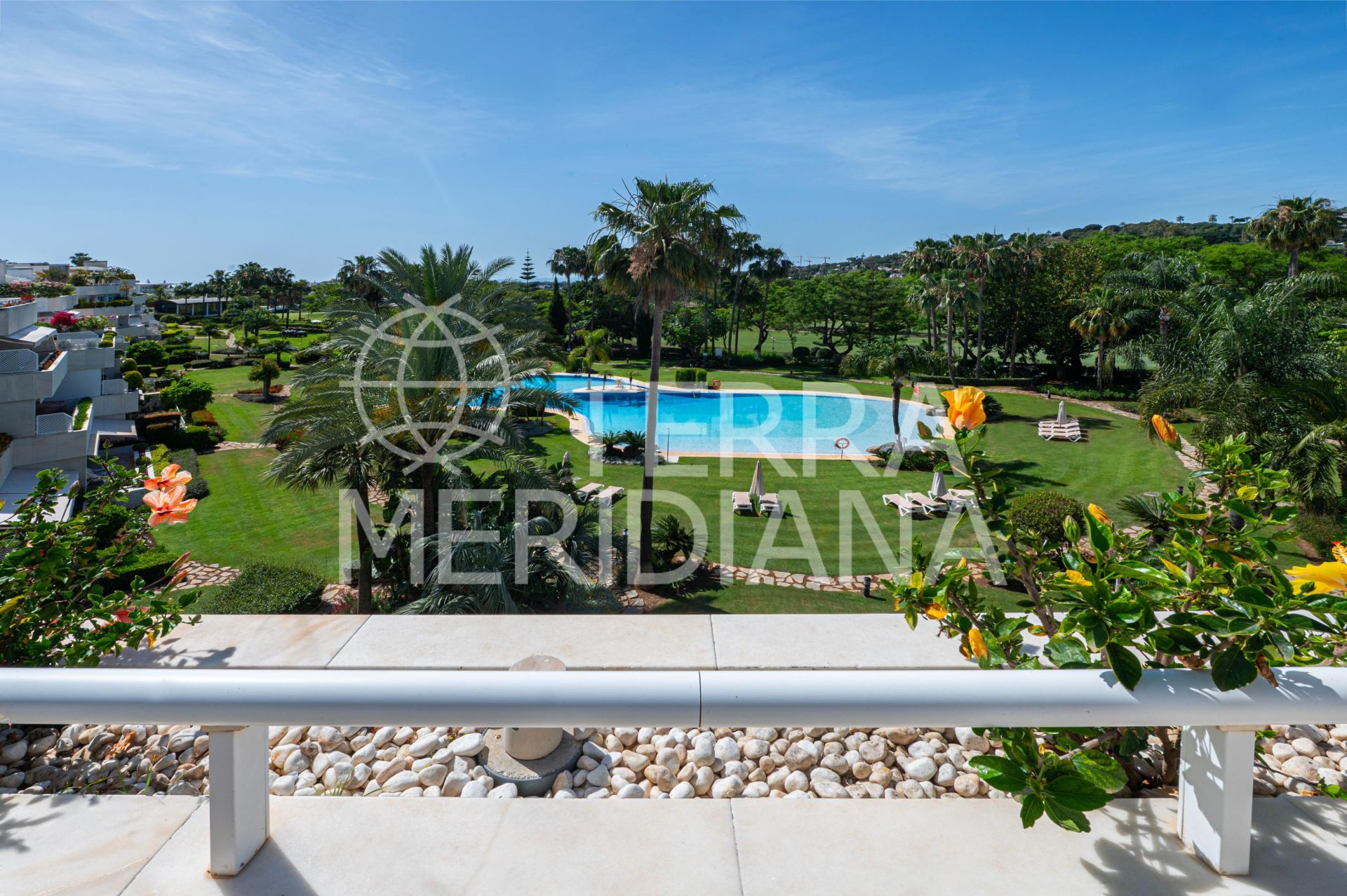 Duplex Penthouse in Los Granados Golf, Marbella