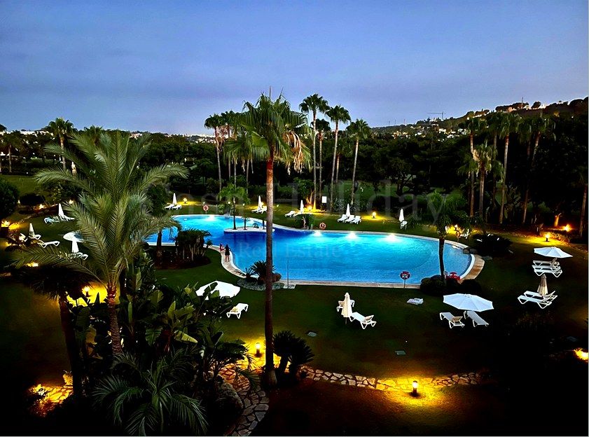 Duplex Penthouse in Los Granados Golf, Marbella
