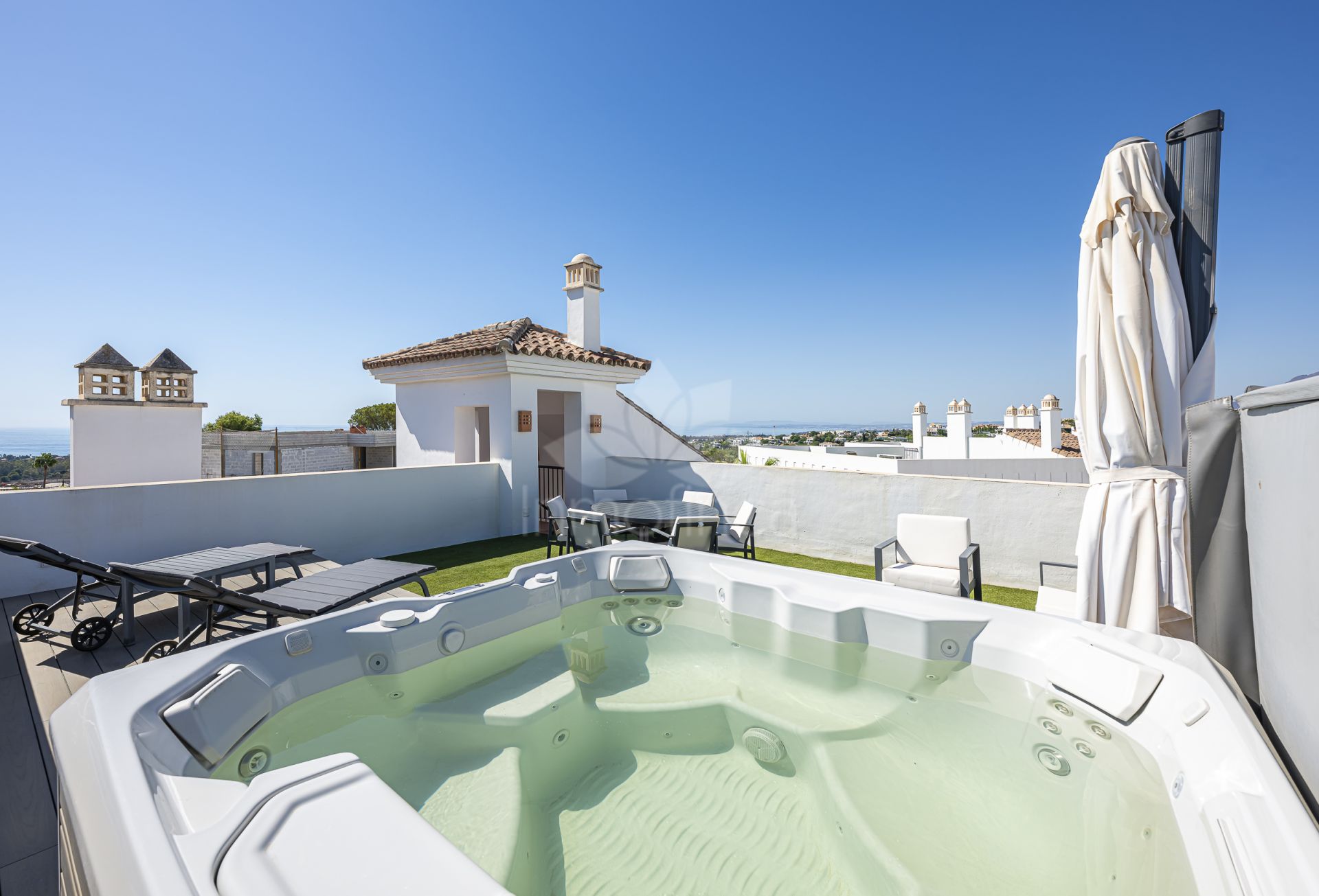 Penthouse in Paraiso Pueblo, Benahavis