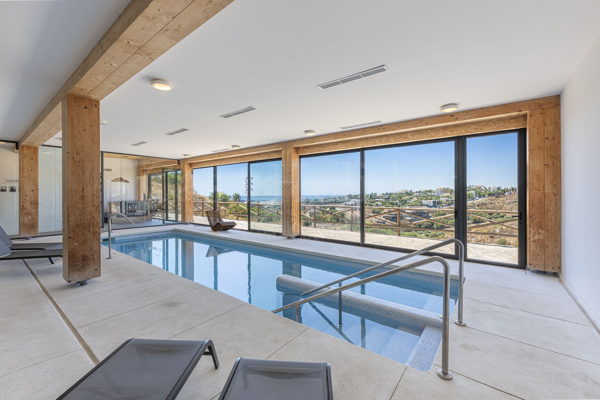 Penthouse in Paraiso Pueblo, Benahavis