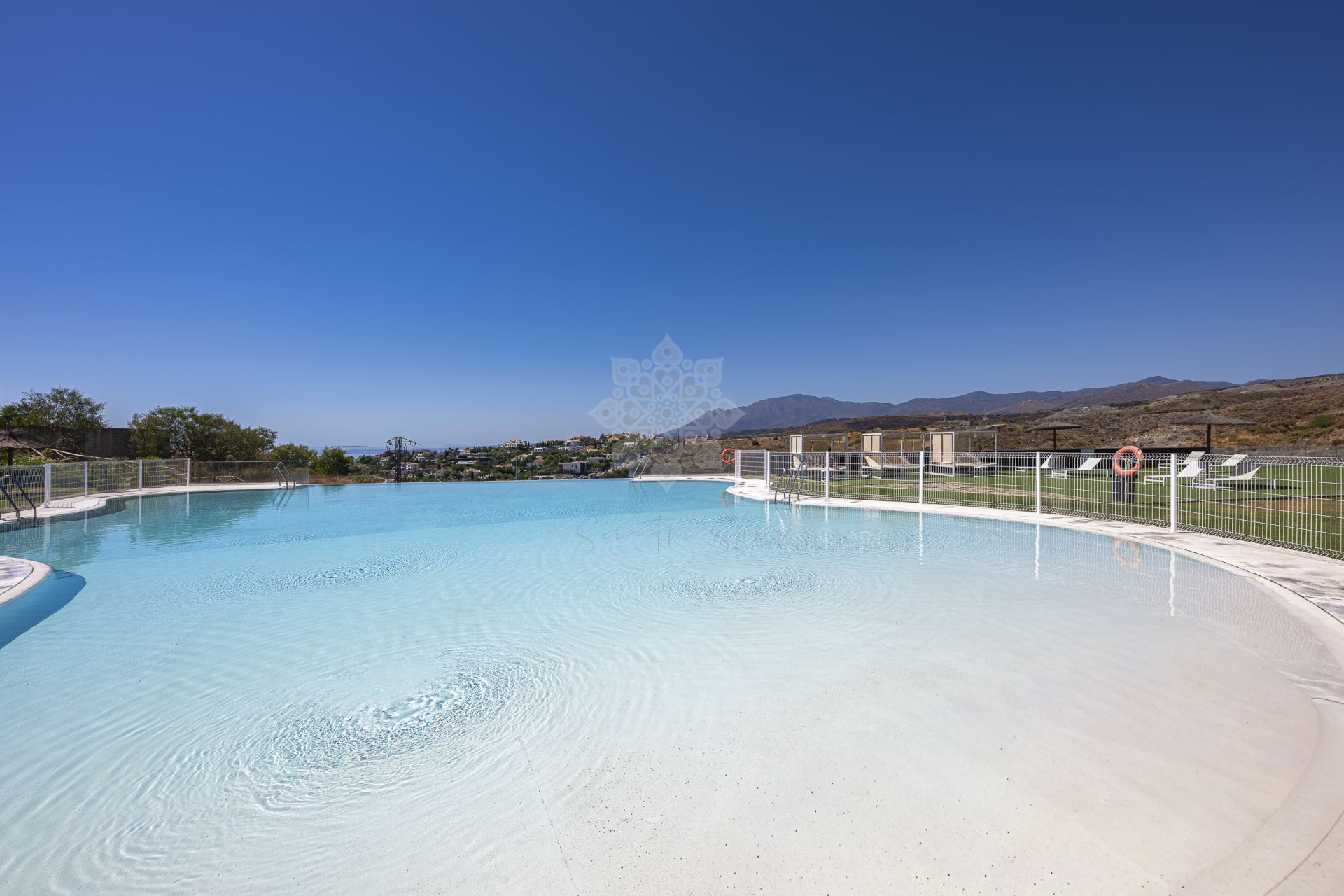 Penthouse in Paraiso Pueblo, Benahavis