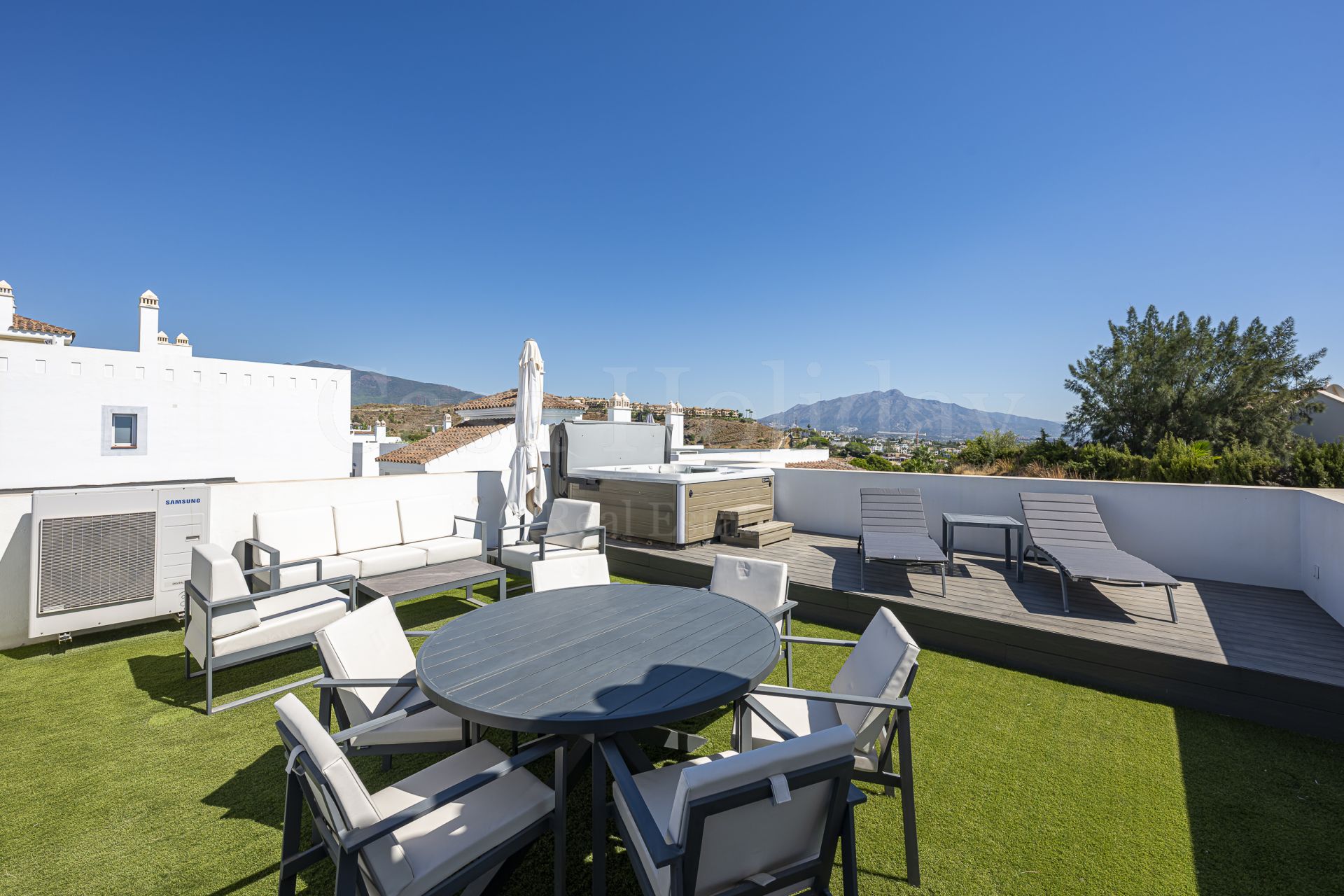 Penthouse in Paraiso Pueblo, Benahavis