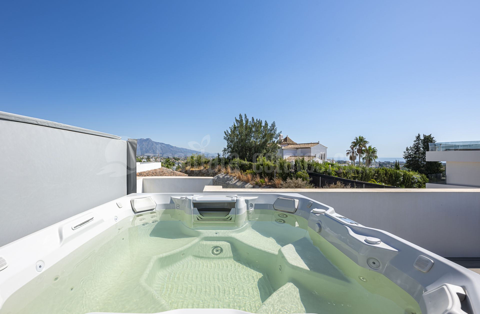 Penthouse in Paraiso Pueblo, Benahavis