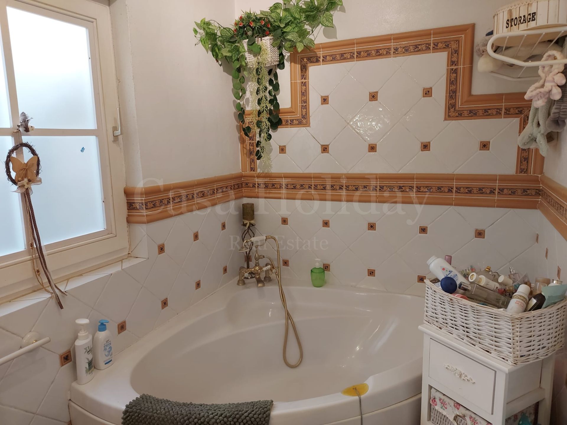 Villa in Benahavis Centro, Benahavis