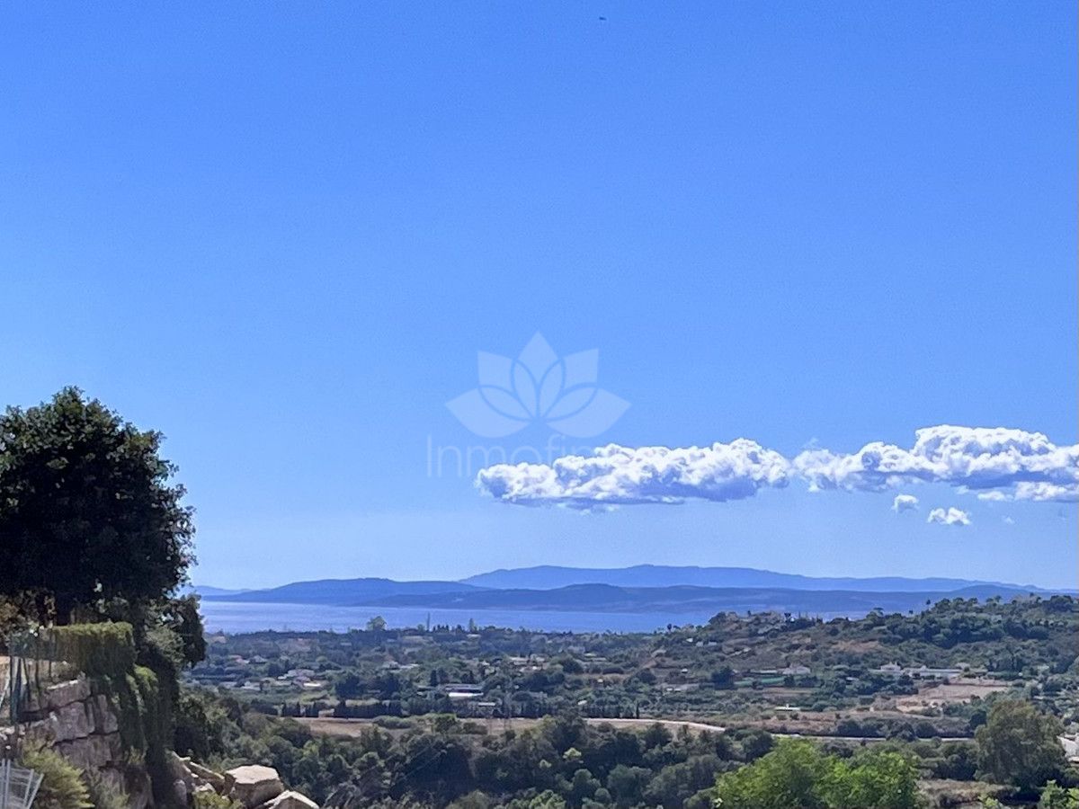 Plot in New Golden Mile, Estepona