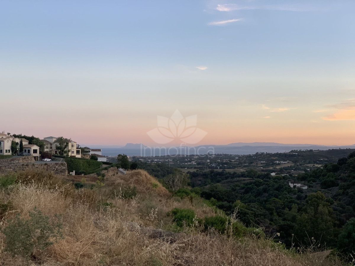 Plot in New Golden Mile, Estepona