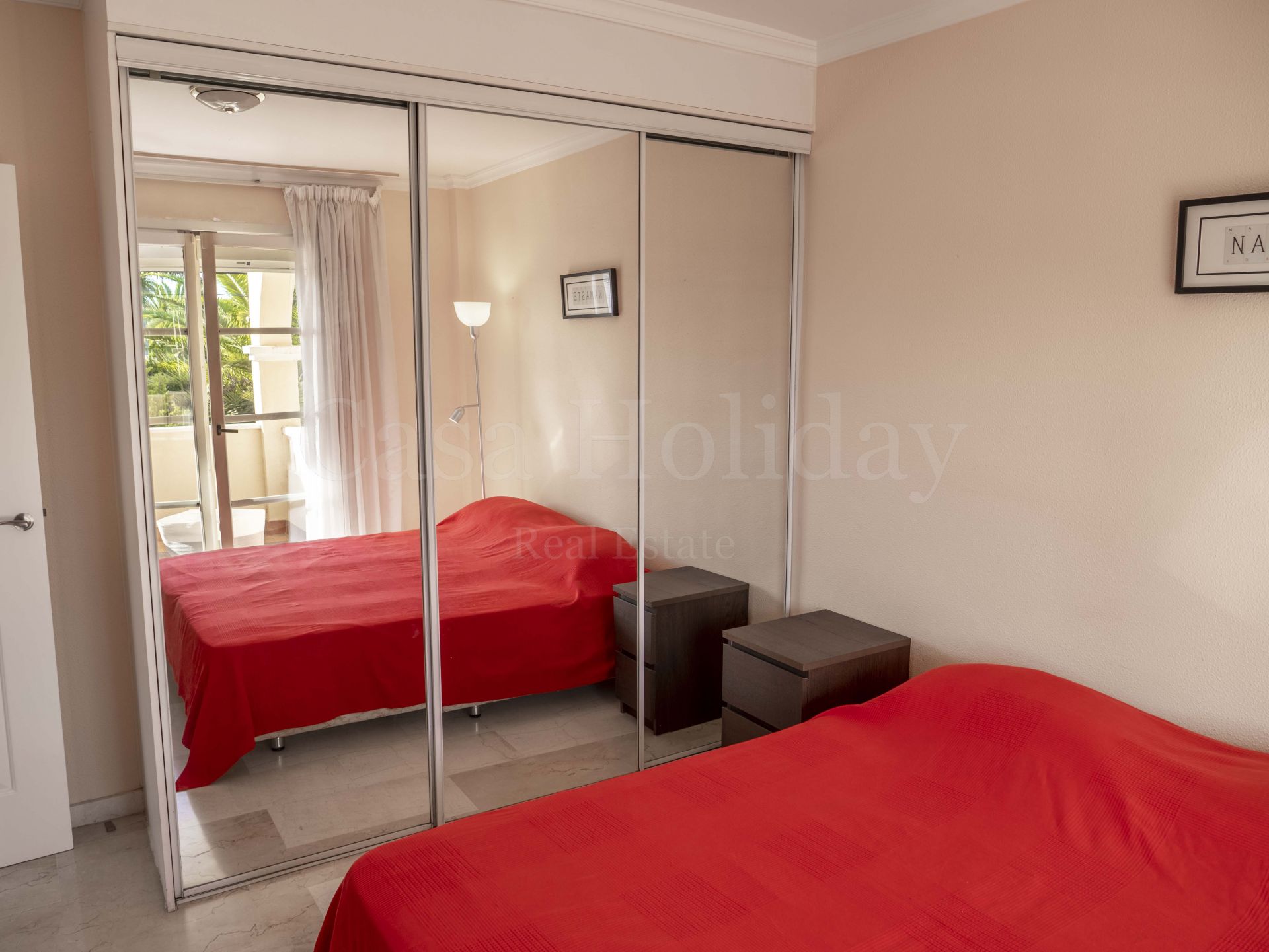 Apartamento en El Pilar, Estepona