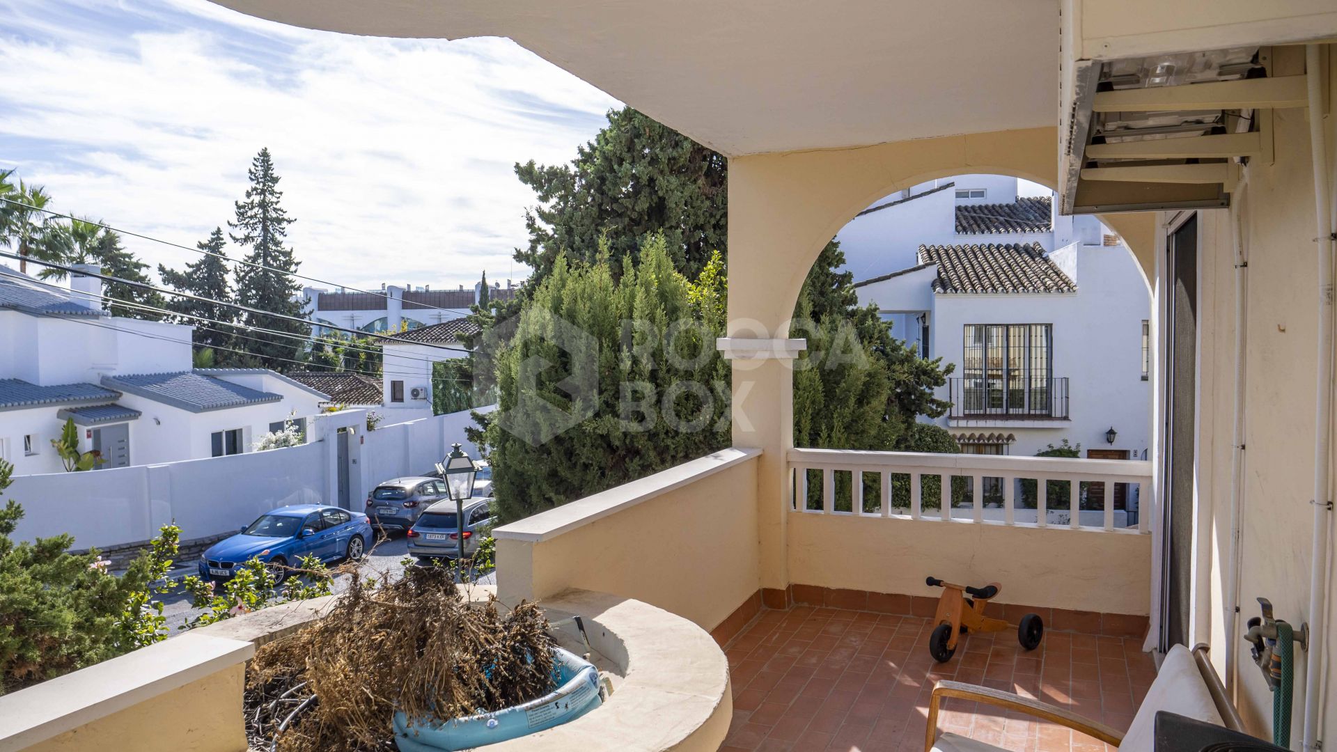 Apartment for sale in El Pilar, Estepona East