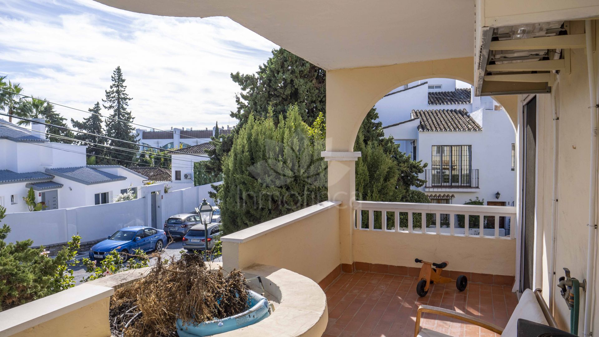 Apartamento en El Pilar, Estepona