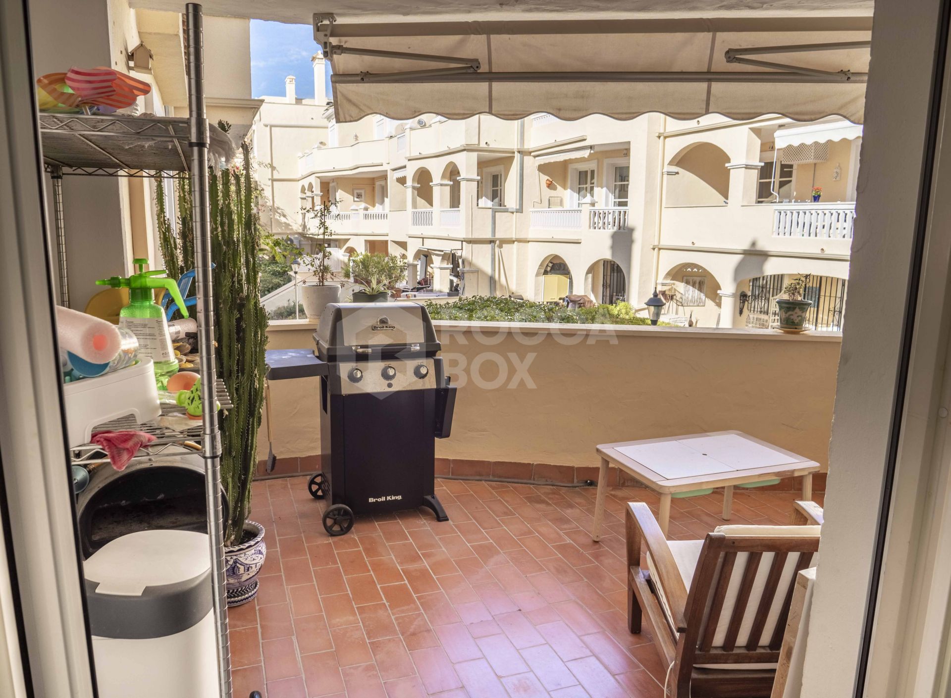 Apartment for sale in El Pilar, Estepona East