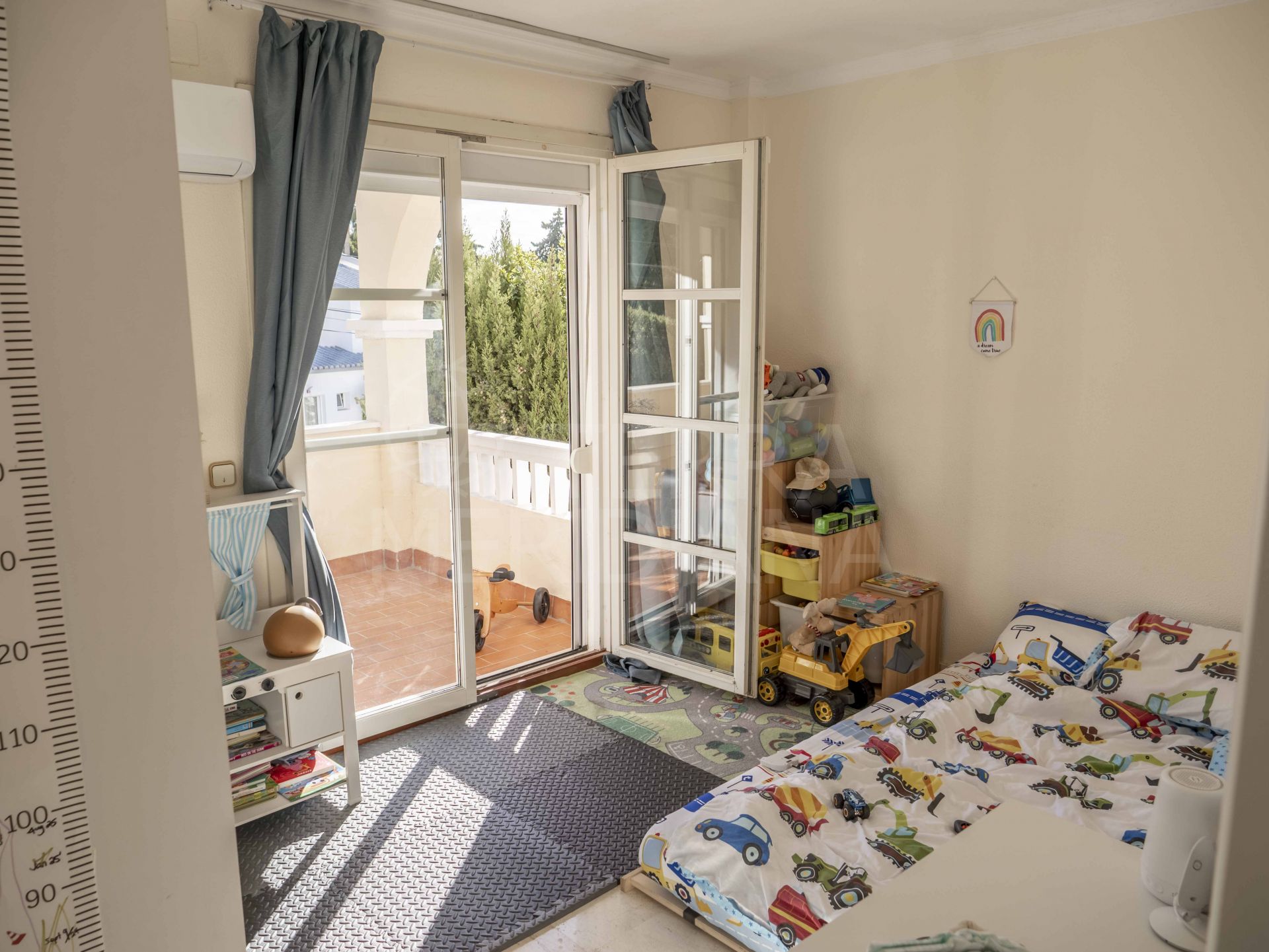 Apartment in El Pilar, Estepona