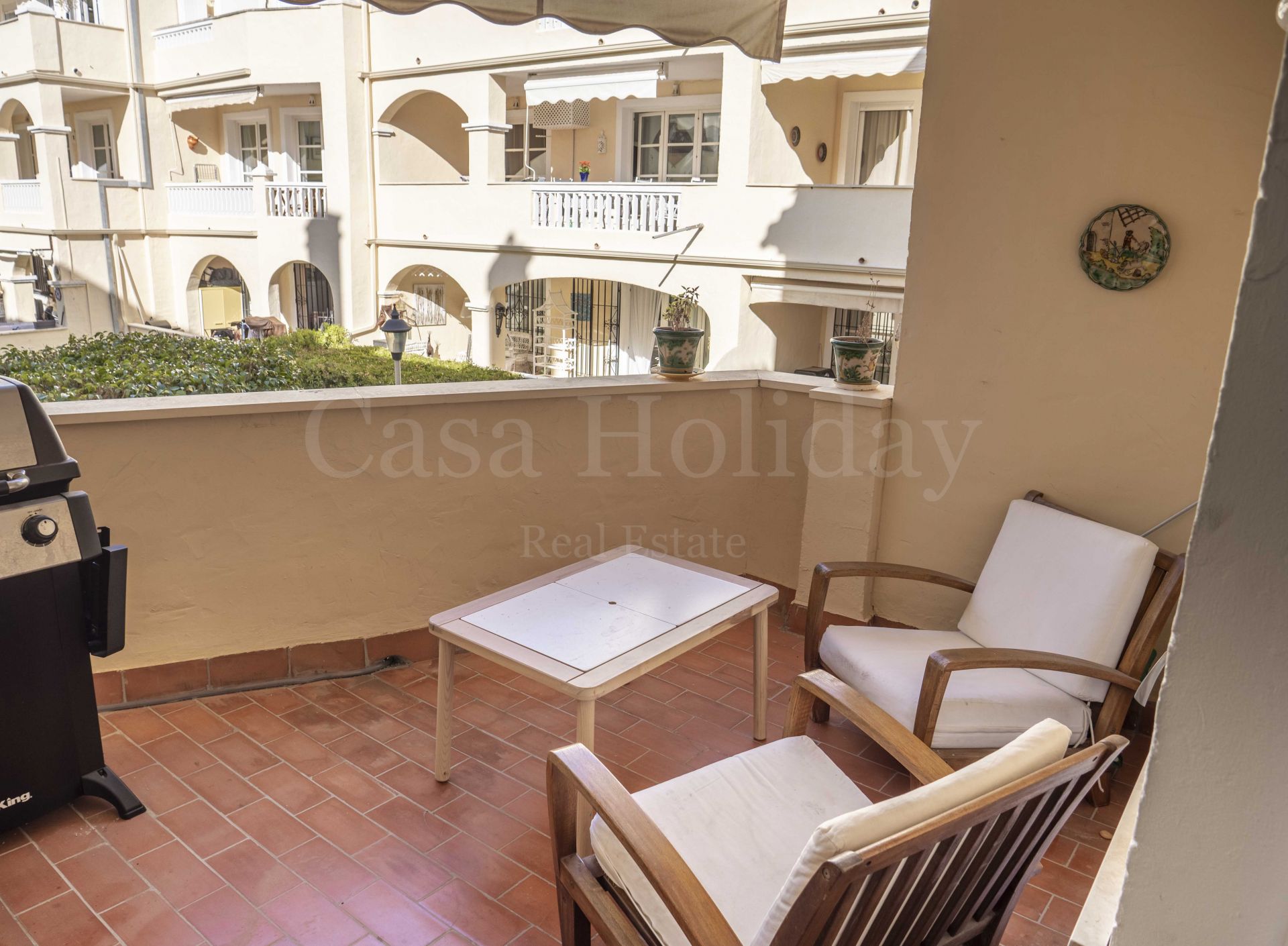 Apartamento en El Pilar, Estepona