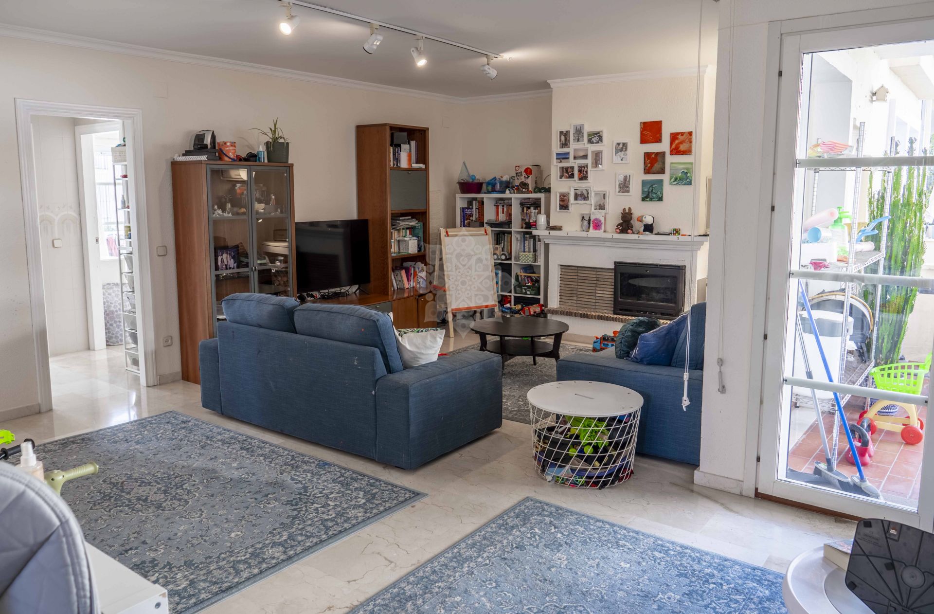 Apartamento en El Pilar, Estepona